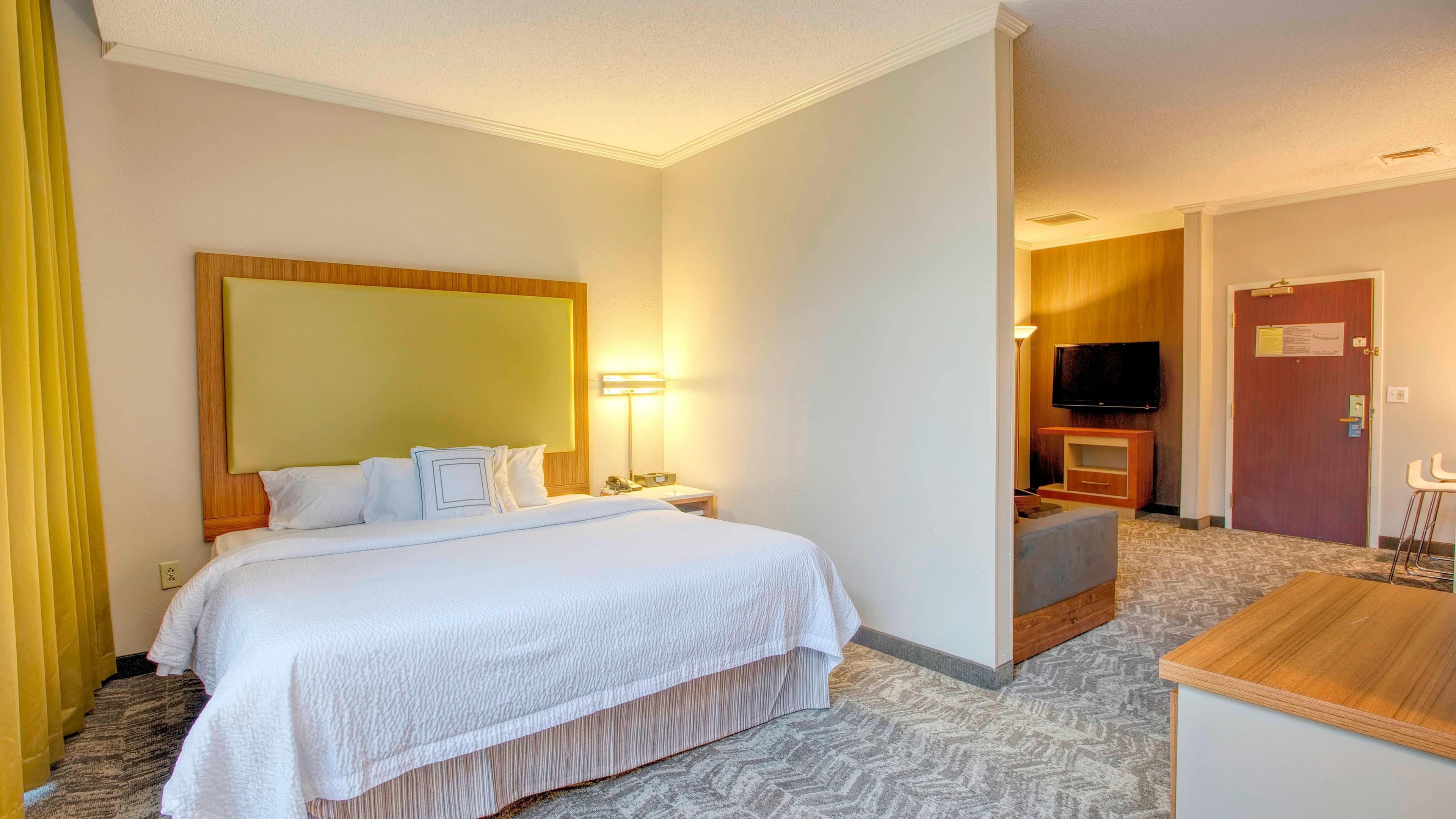 Suite - Image 2