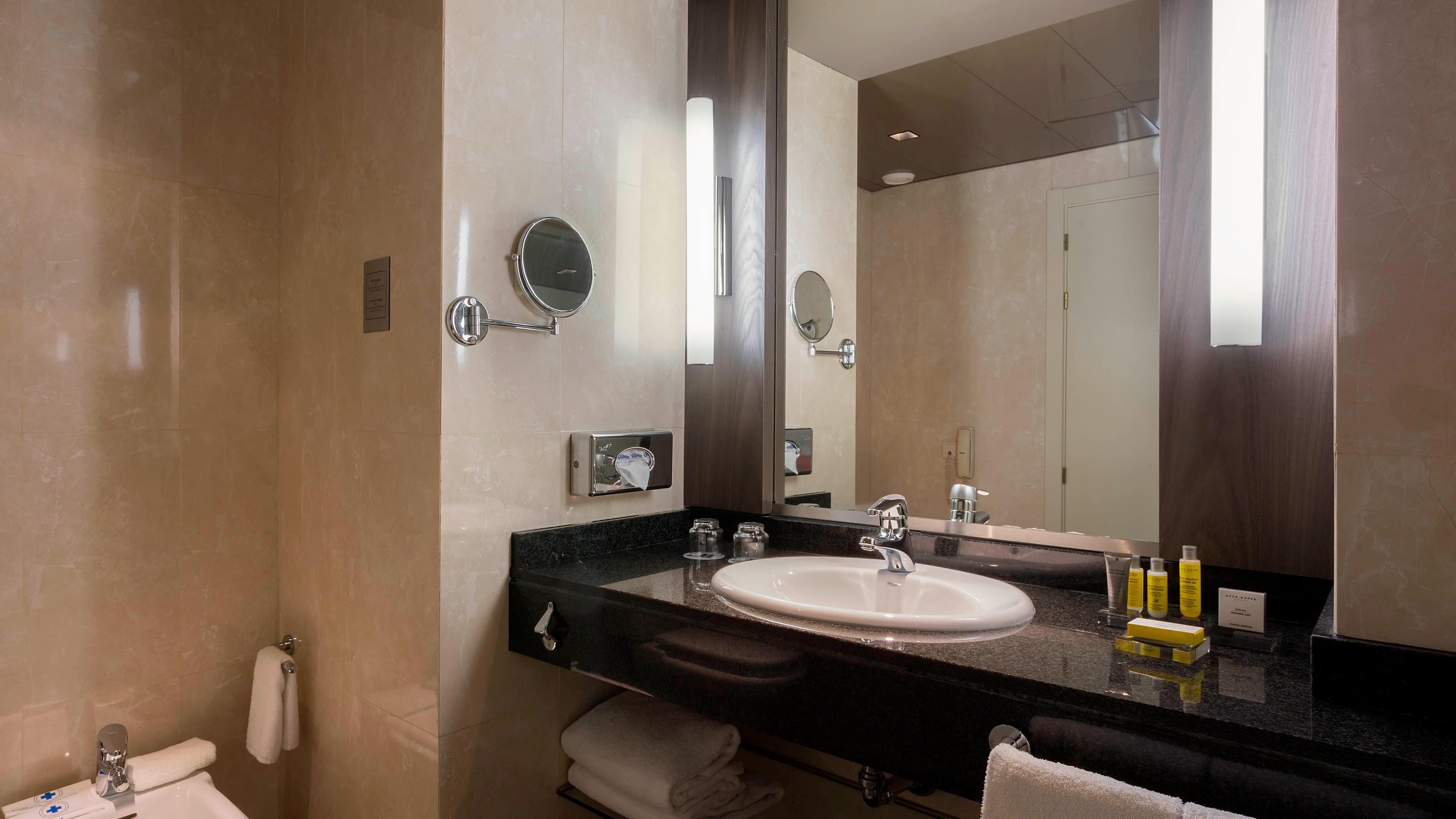 Premium - Image 5