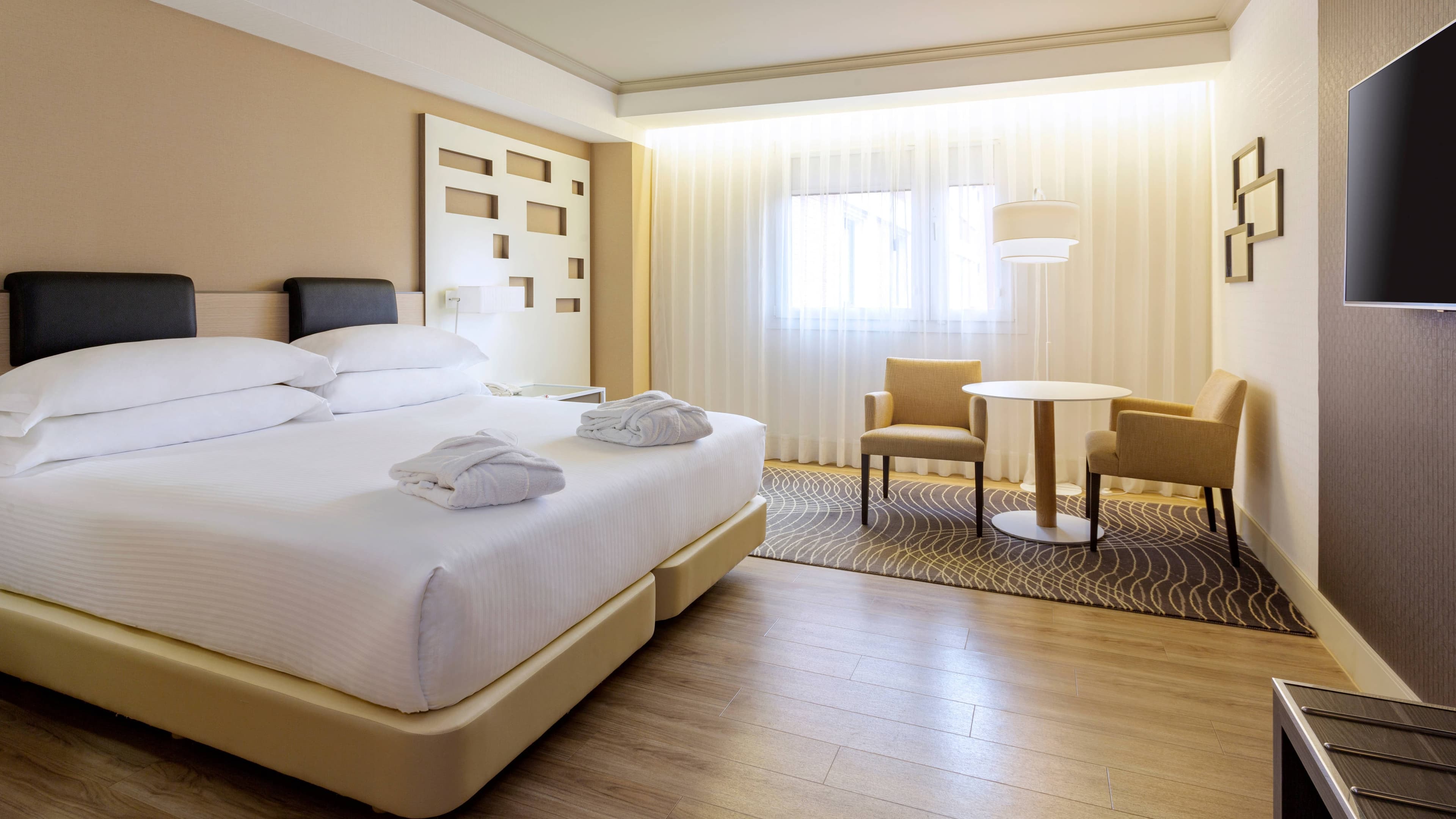 Madrid Marriott Auditorium Hotel & Conference Center - Image 2