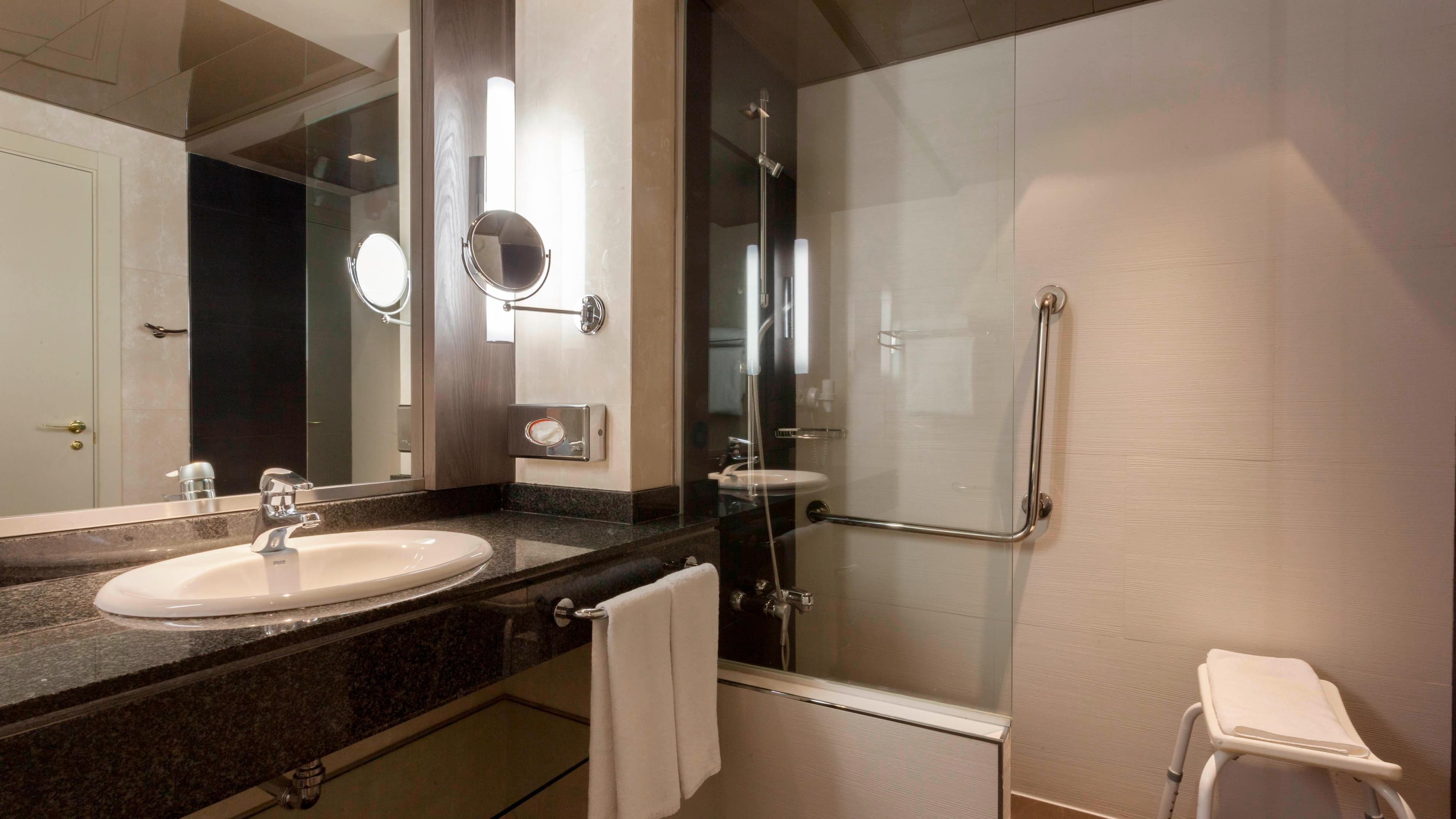 Madrid Marriott Auditorium Hotel & Conference Center — 42
