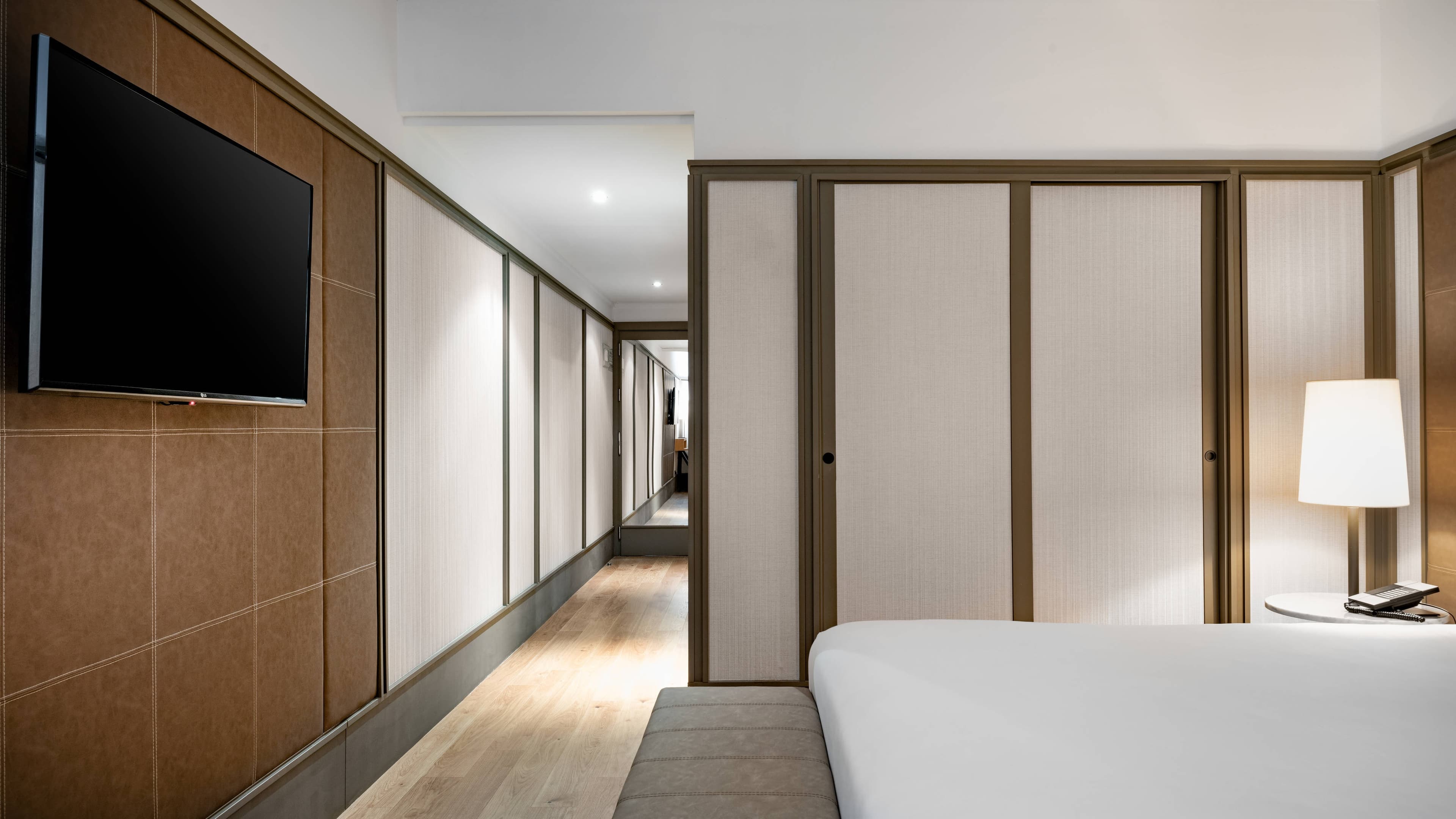 Standard - Image 4