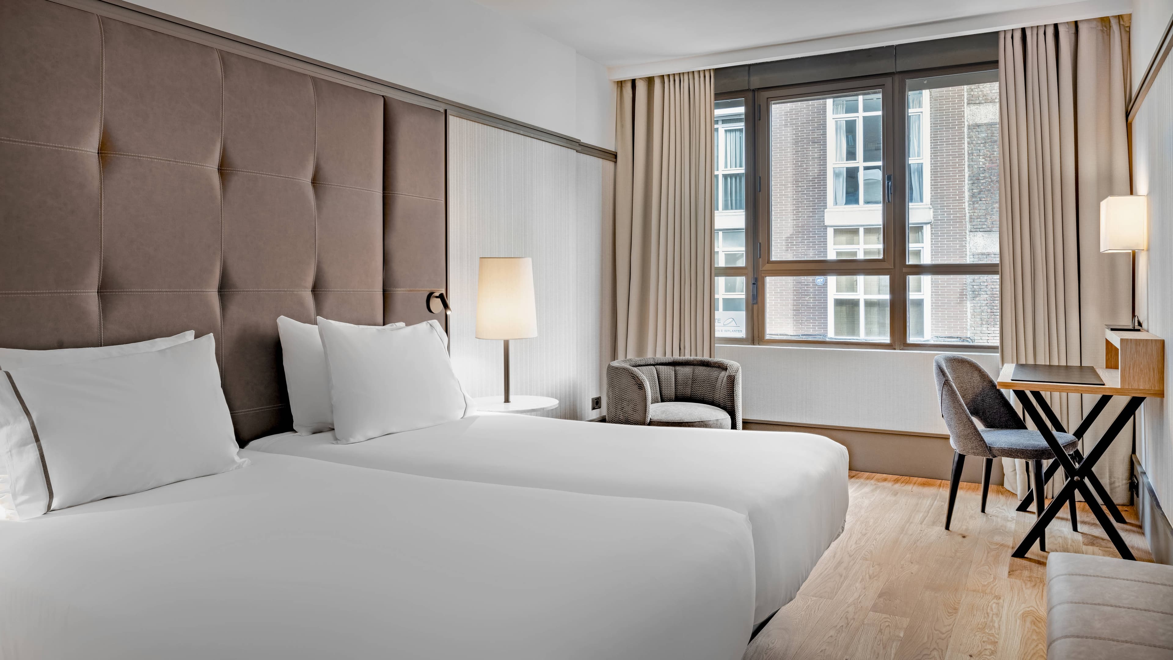 AC Hotel Avenida de America — 14