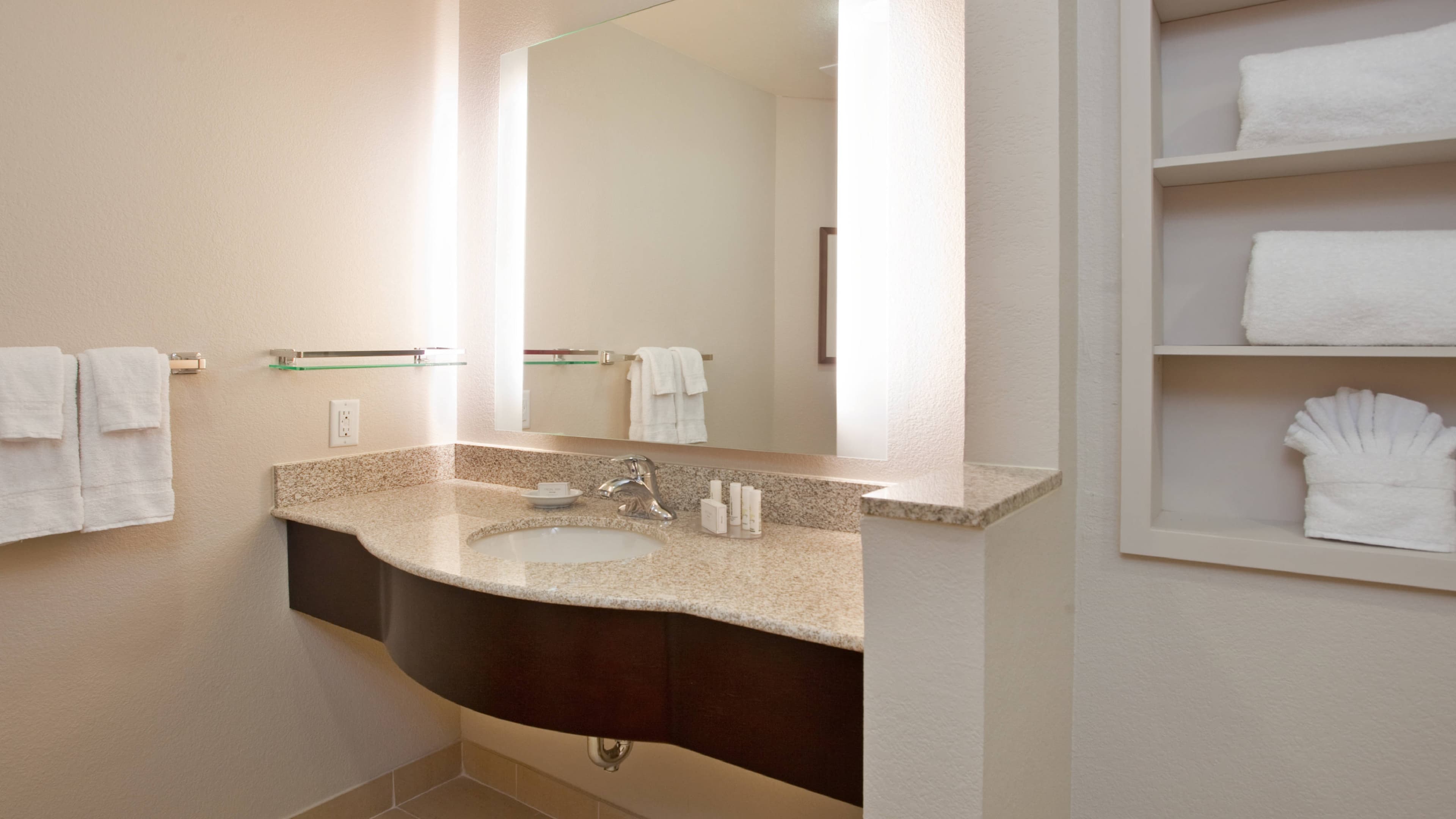 Residence Inn Odessa - Image 5