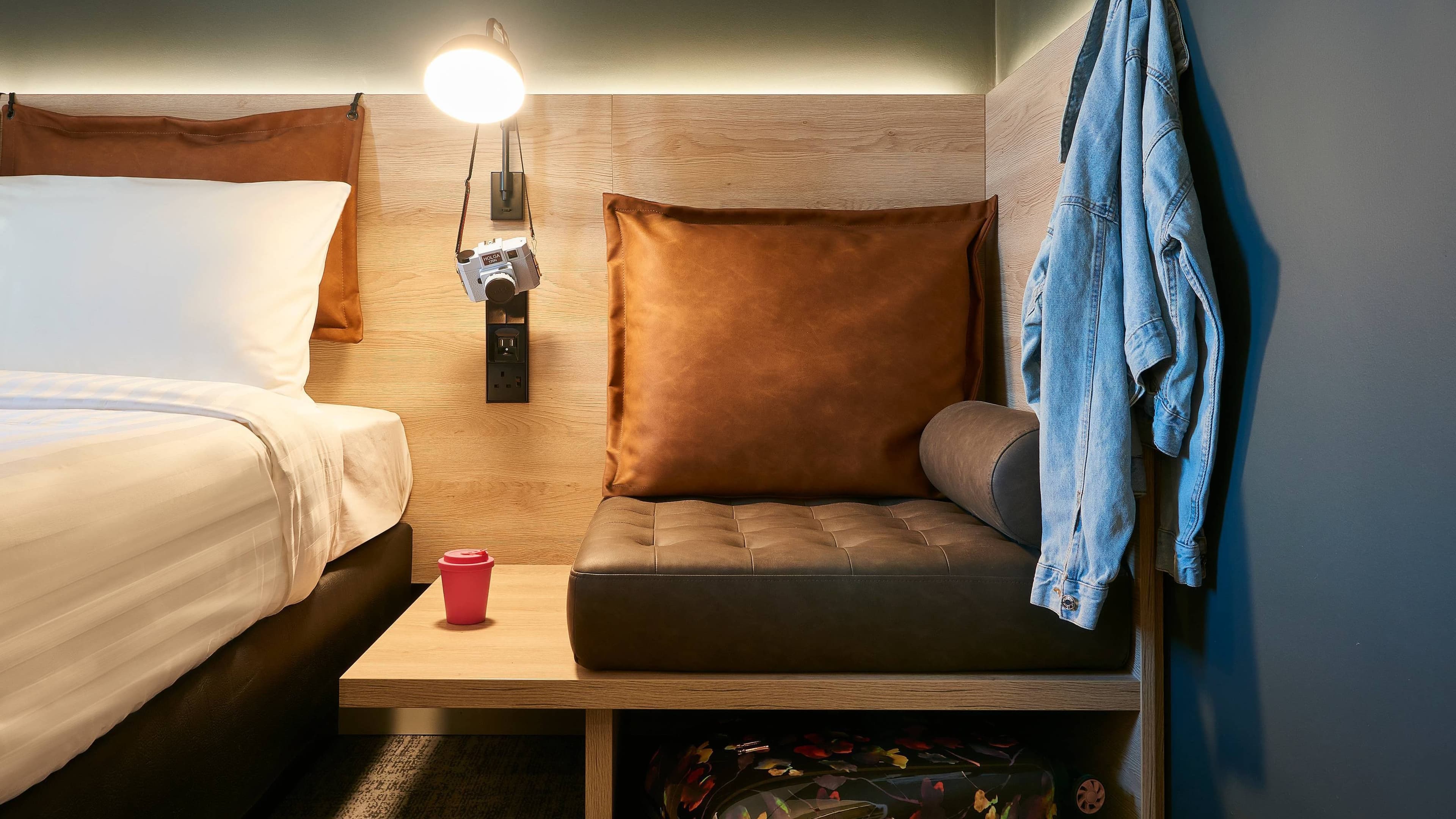 Moxy Queen Sleeper - Image 1