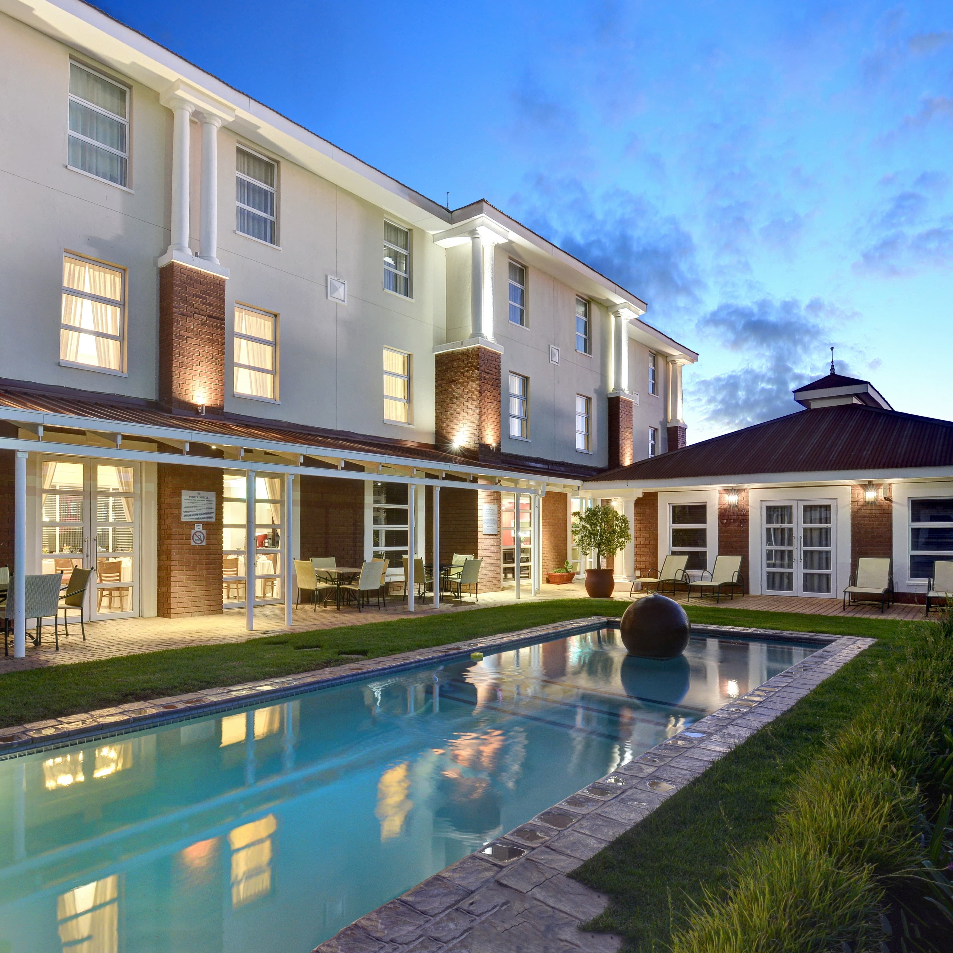 Protea Hotel Mahikeng - Image 1