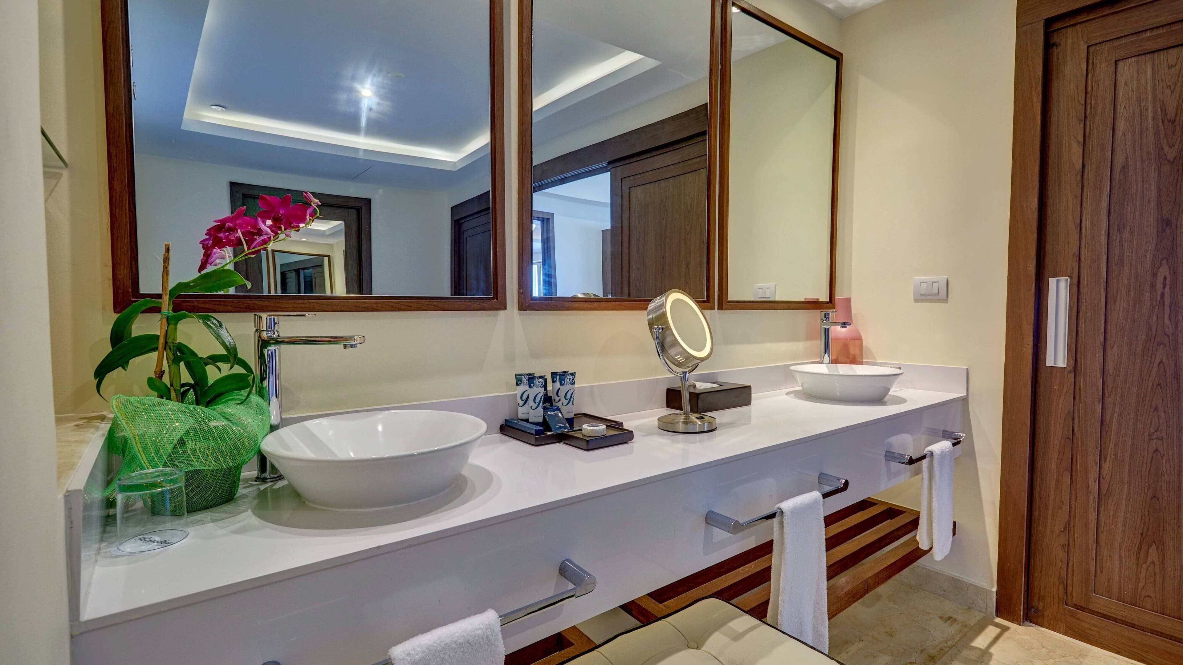 Royalton Blue Waters Montego Bay, An Autograph Collection All-Inclusive Resort — 19
