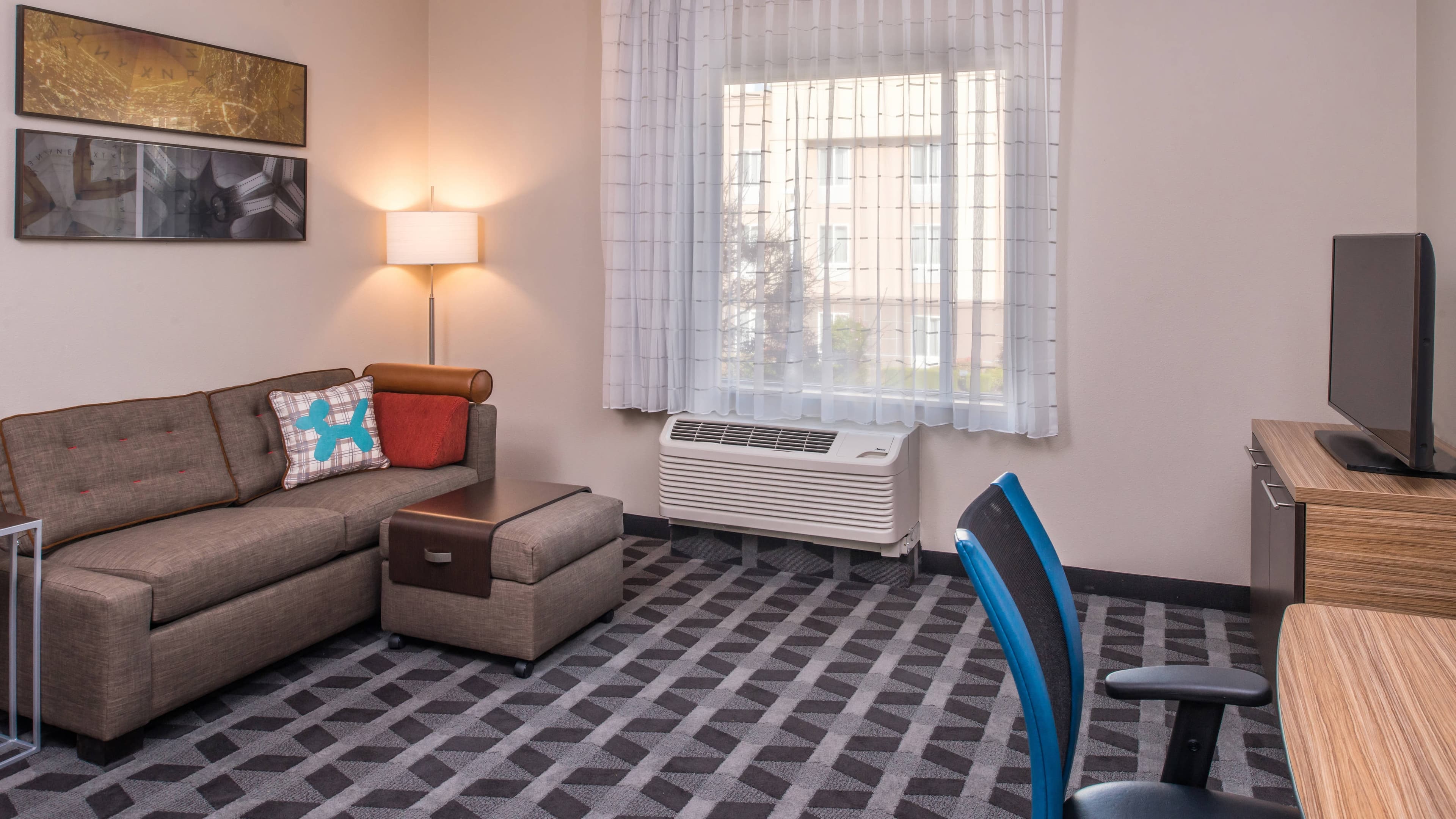 TownePlace Suites Merced - Image 4