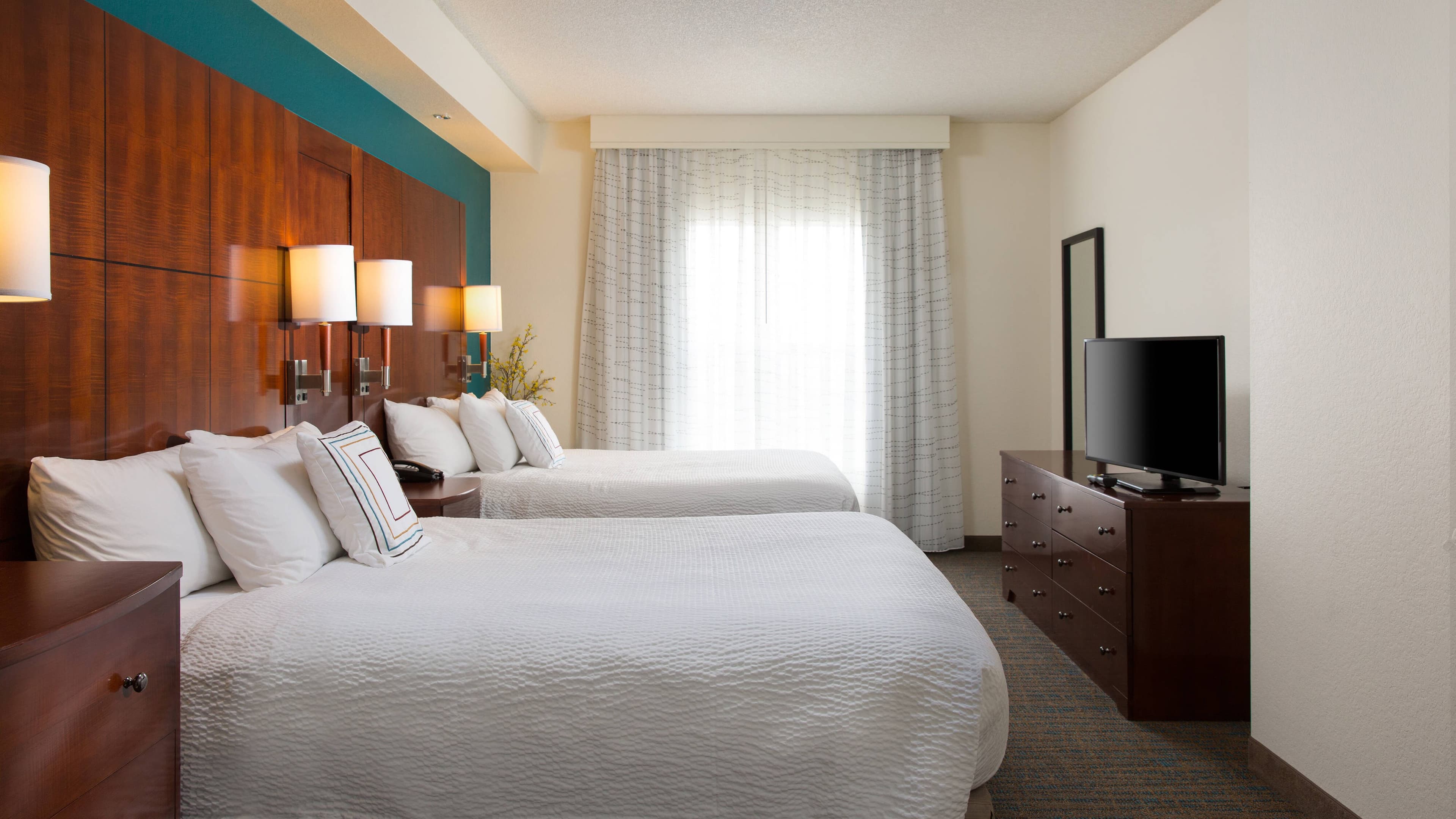 Residence Inn Kansas City Airport — 6