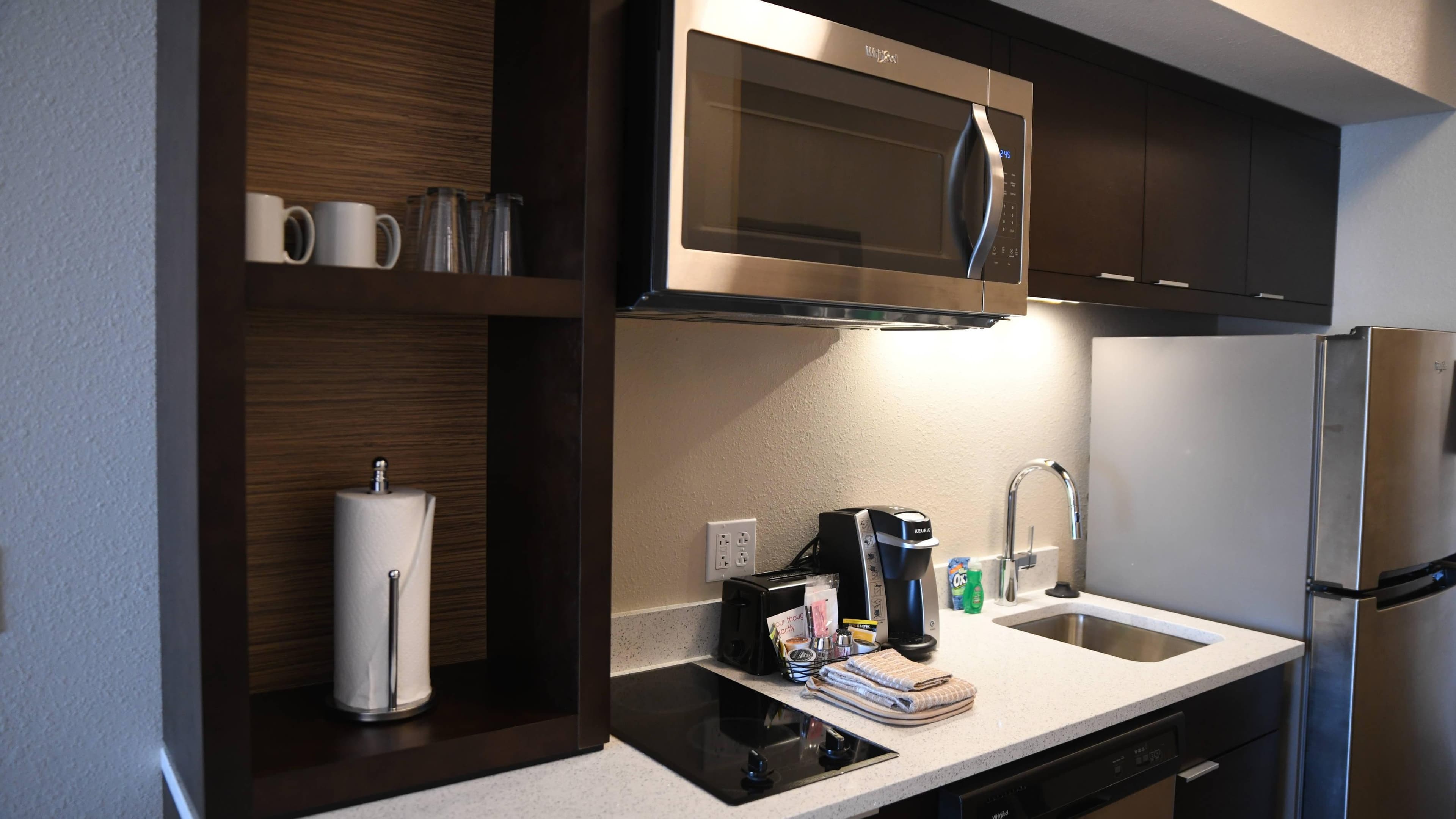 TownePlace Suites Kansas City at Briarcliff - Image 5