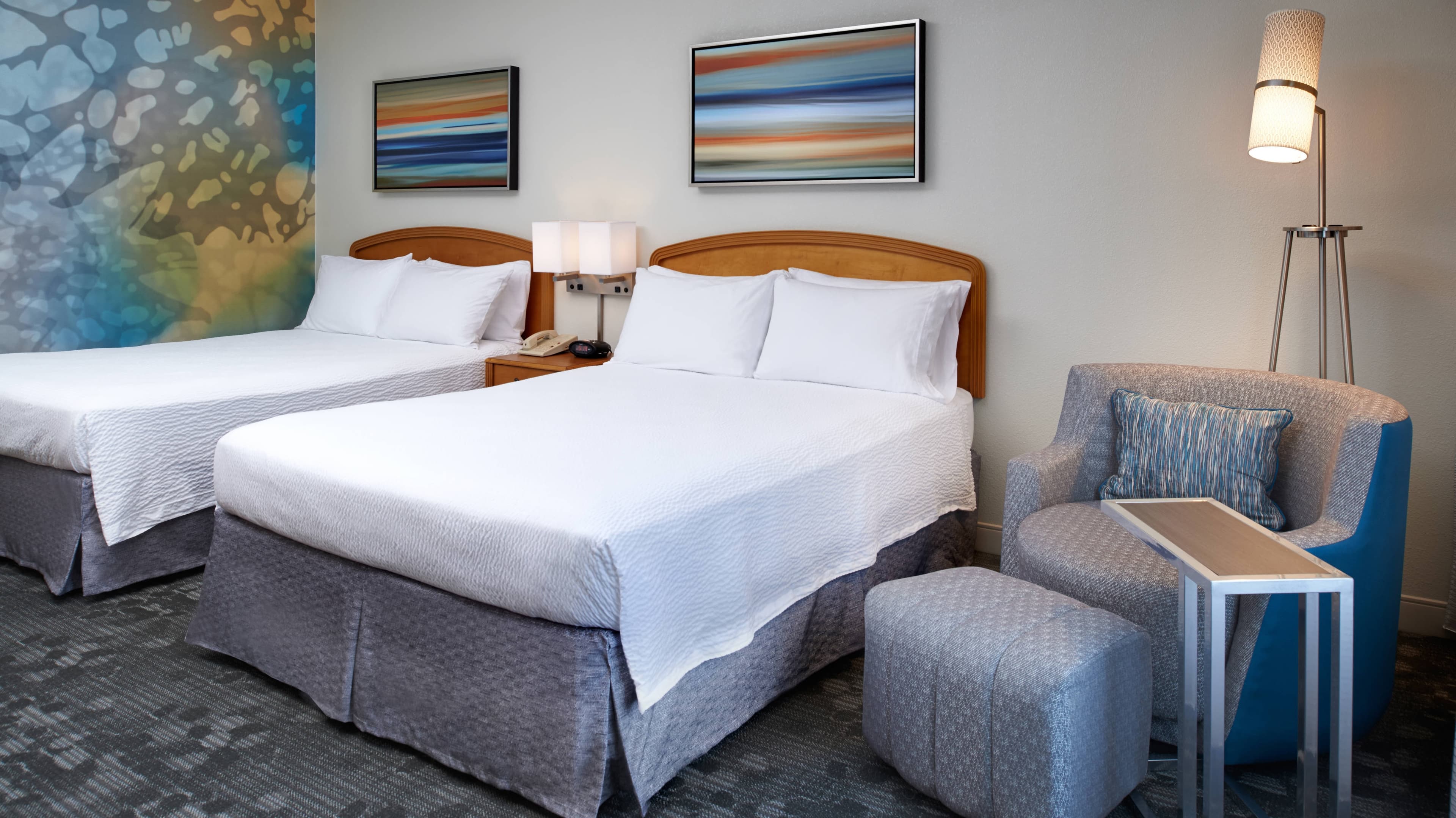 Queen/Queen Guest Room - Image 2