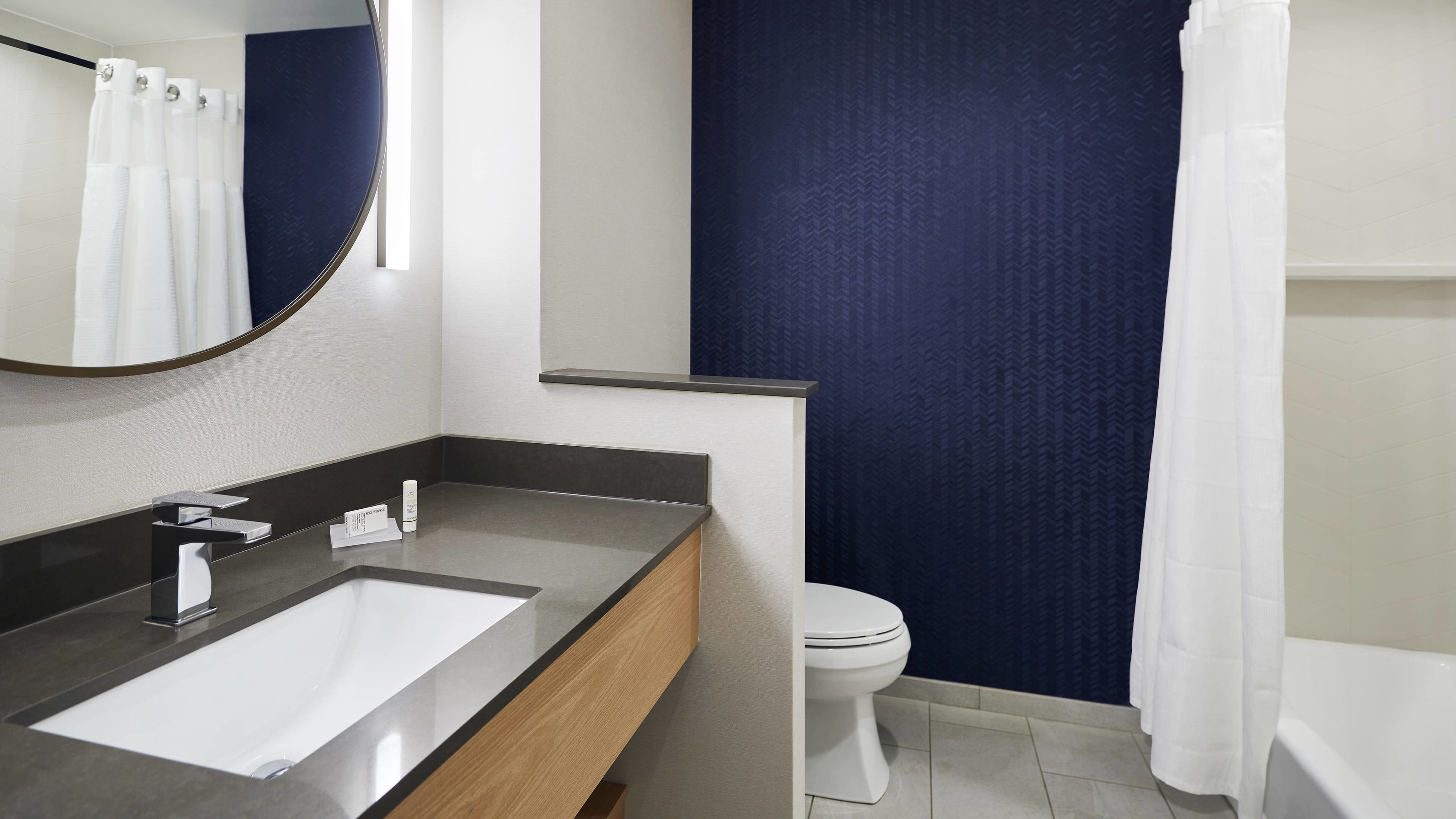 Fairfield Inn & Suites Kansas City Belton — 8