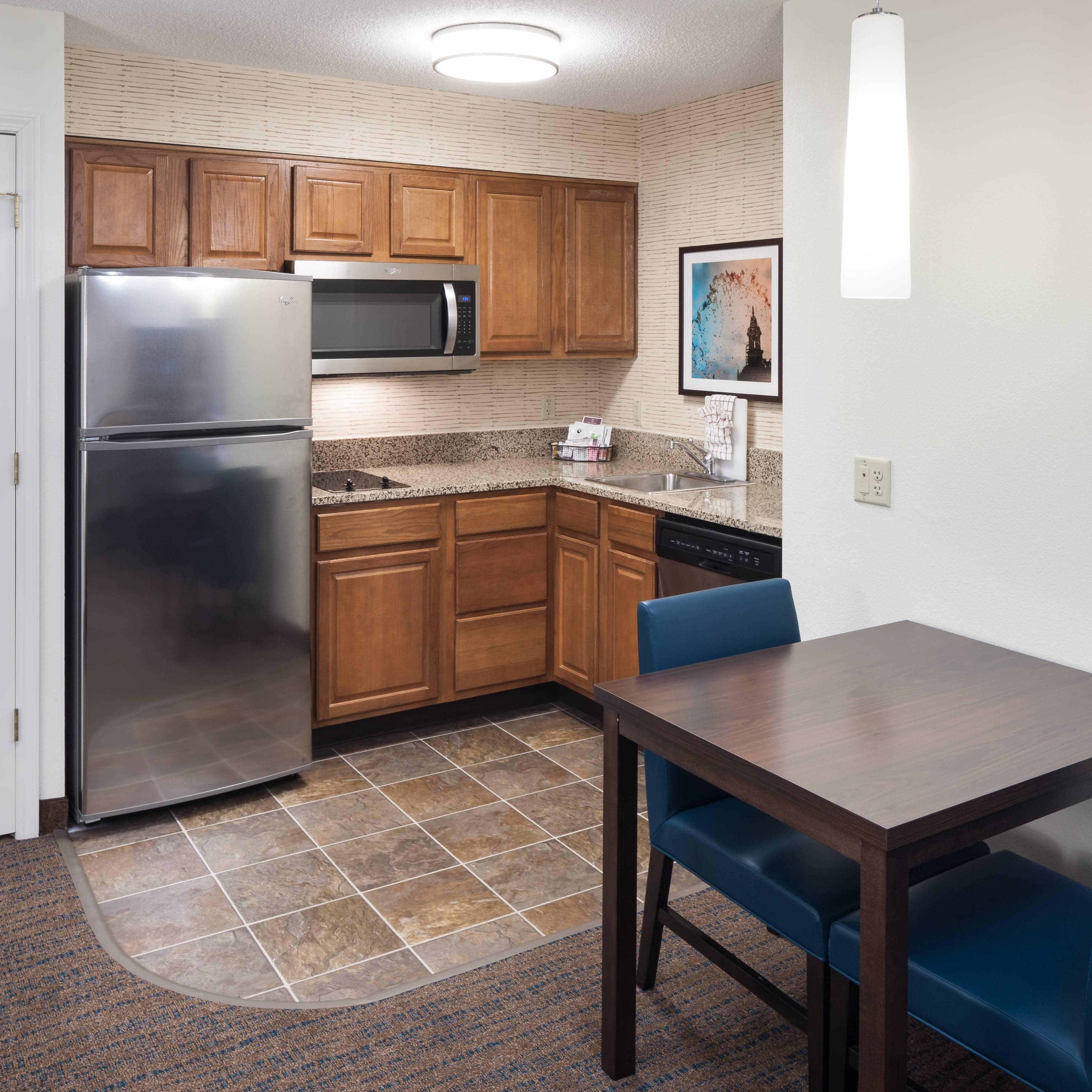 Residence Inn Kansas City Country Club Plaza - Image 1