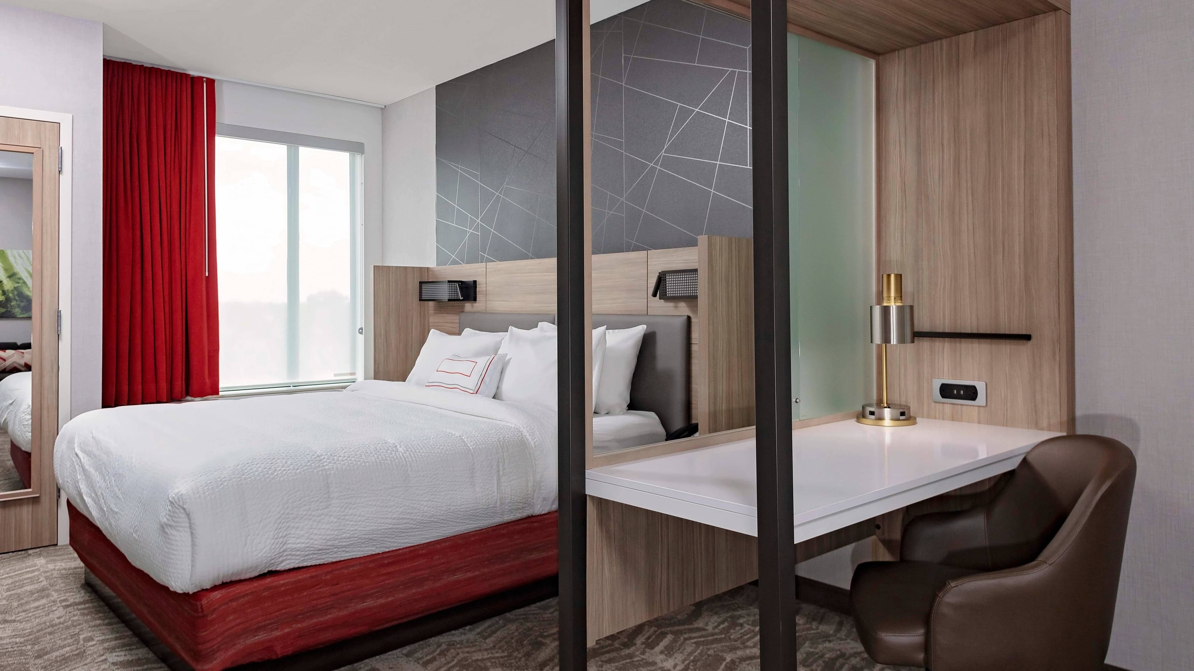 SpringHill Suites Kansas City Plaza - Image 2