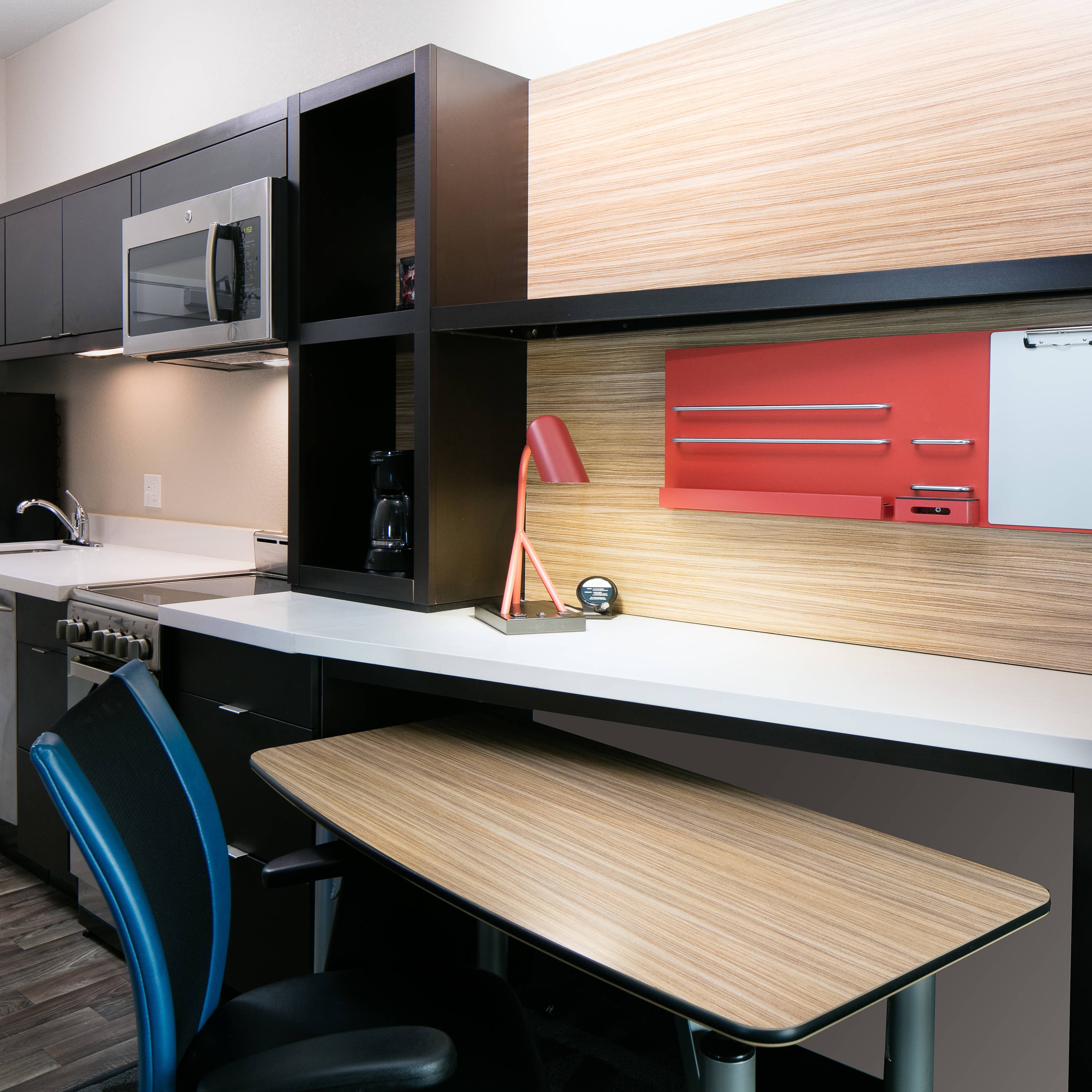 TownePlace Suites Kansas City Airport - Image 1