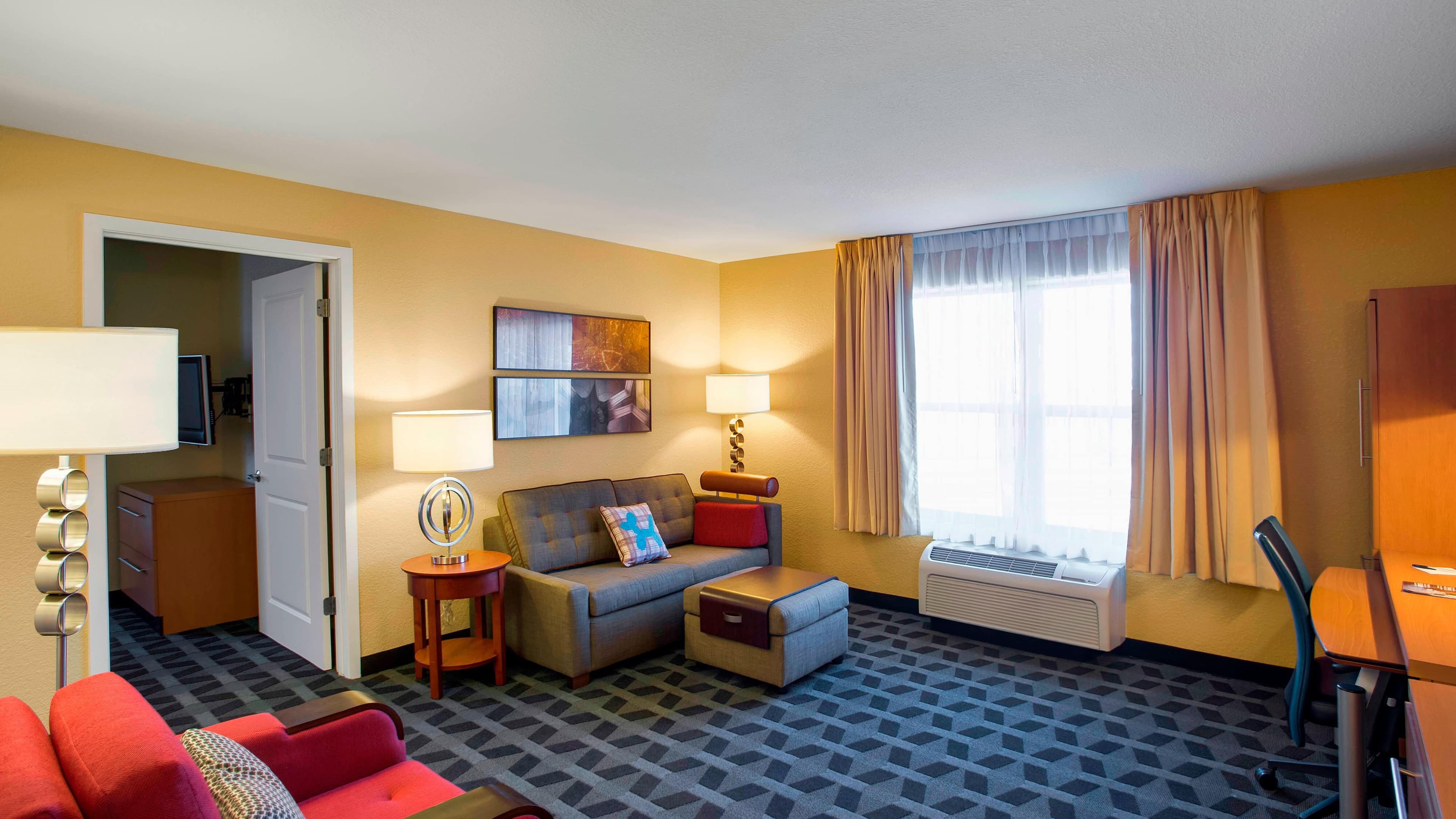 TownePlace Suites Kansas City Overland Park - Image 3