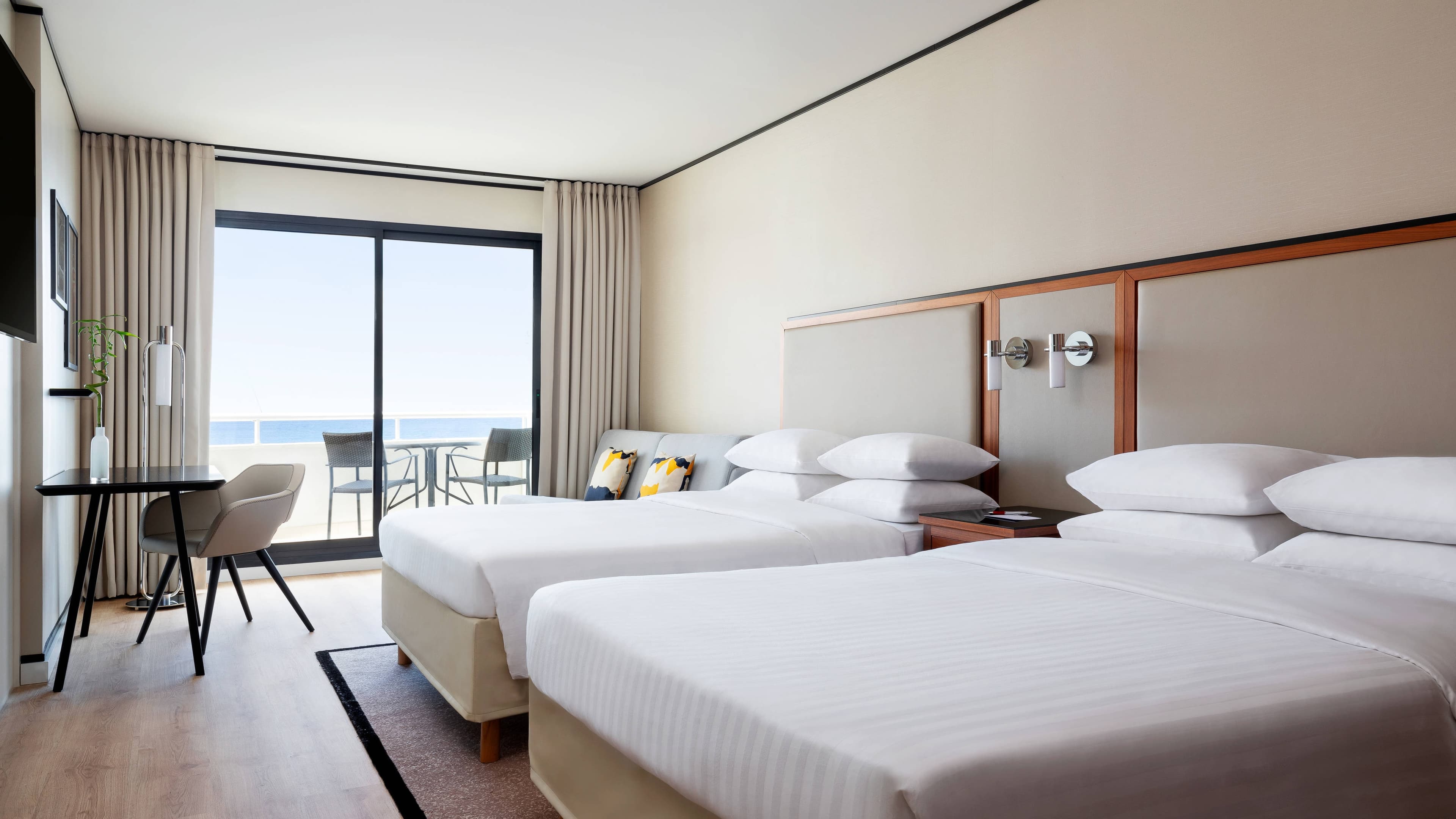 Riviera Marriott Hotel La Porte de Monaco - Image 3