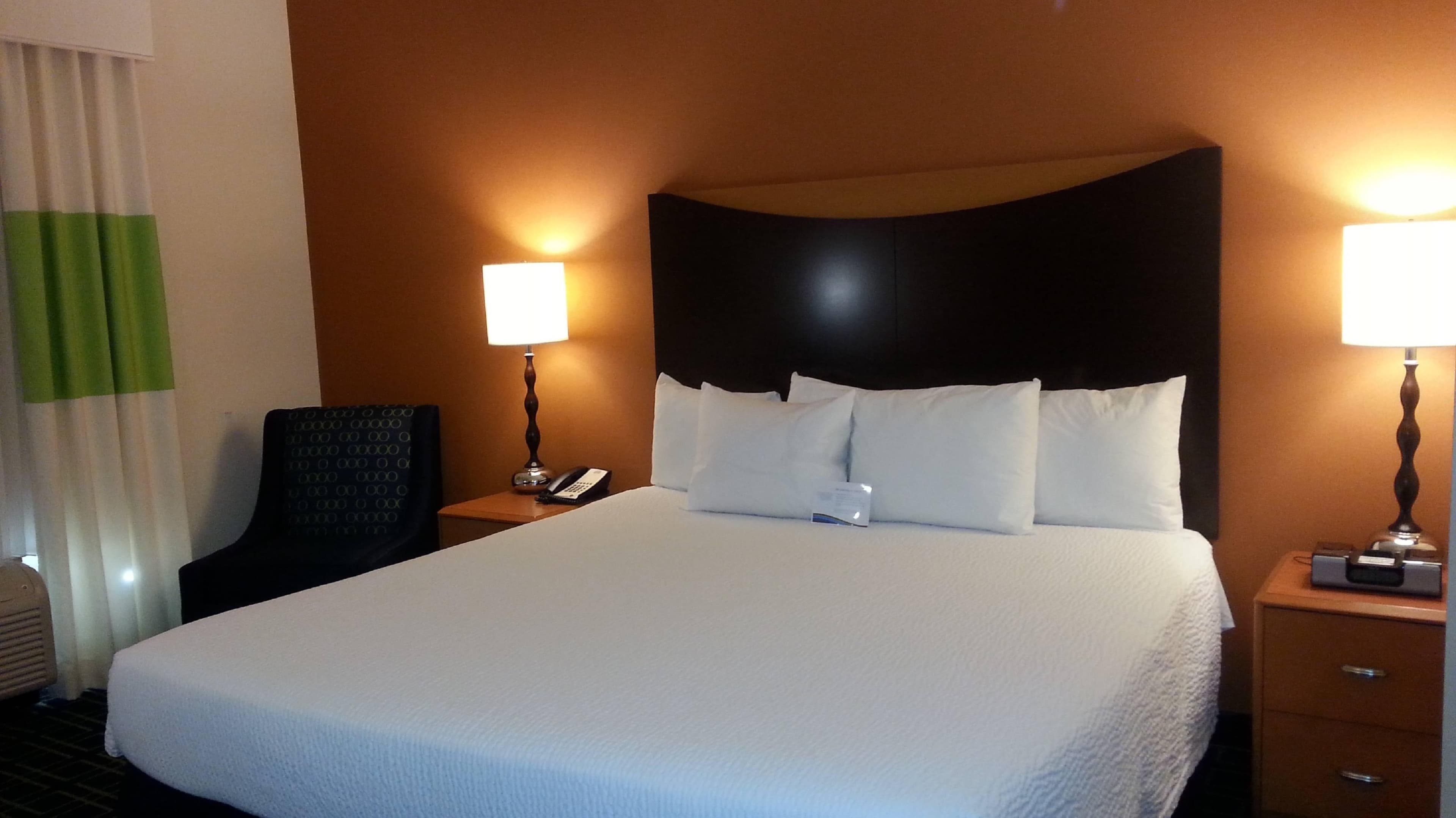 Fairfield Inn & Suites Milledgeville - Image 2