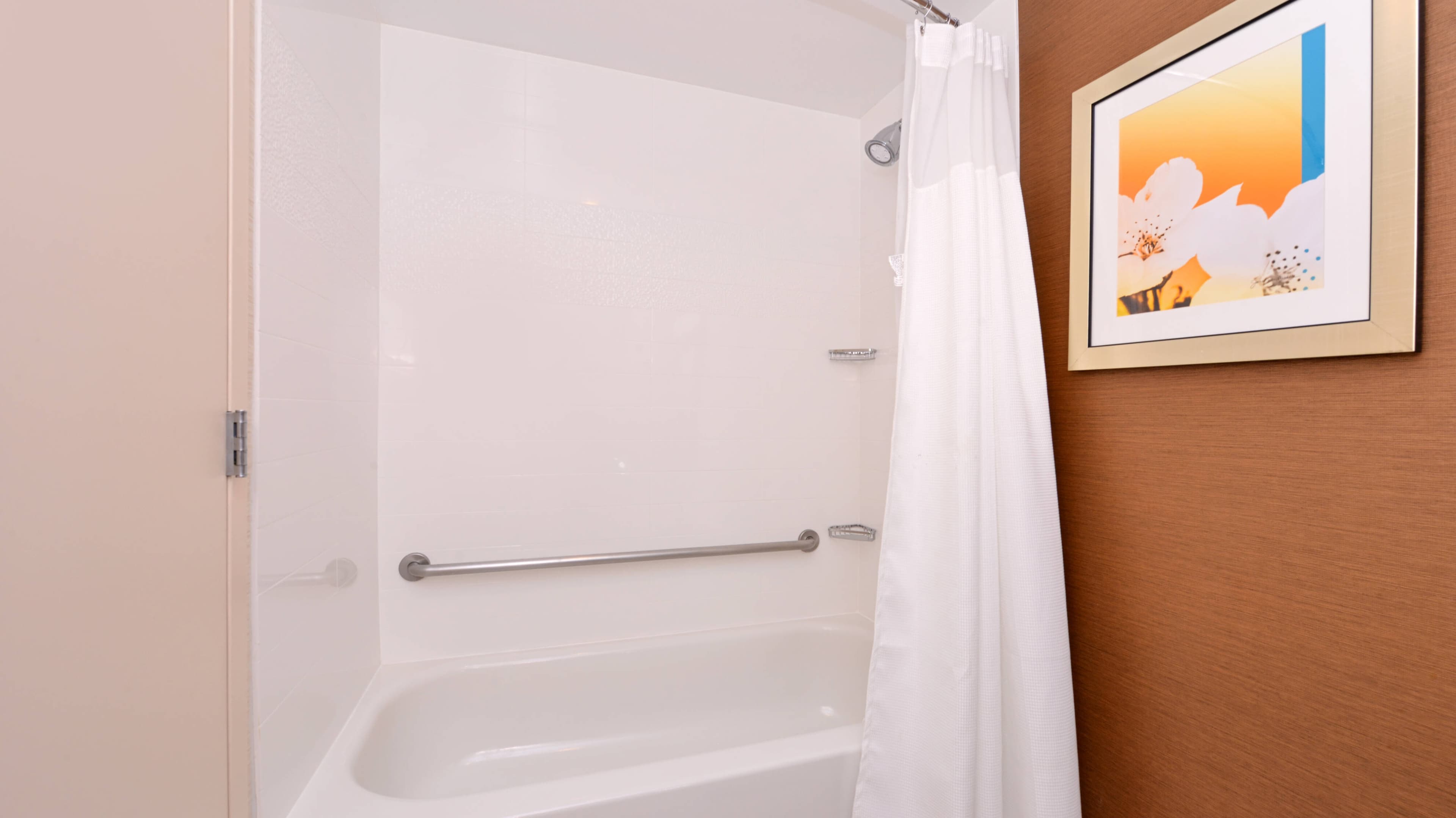 Single King Room - Image 5