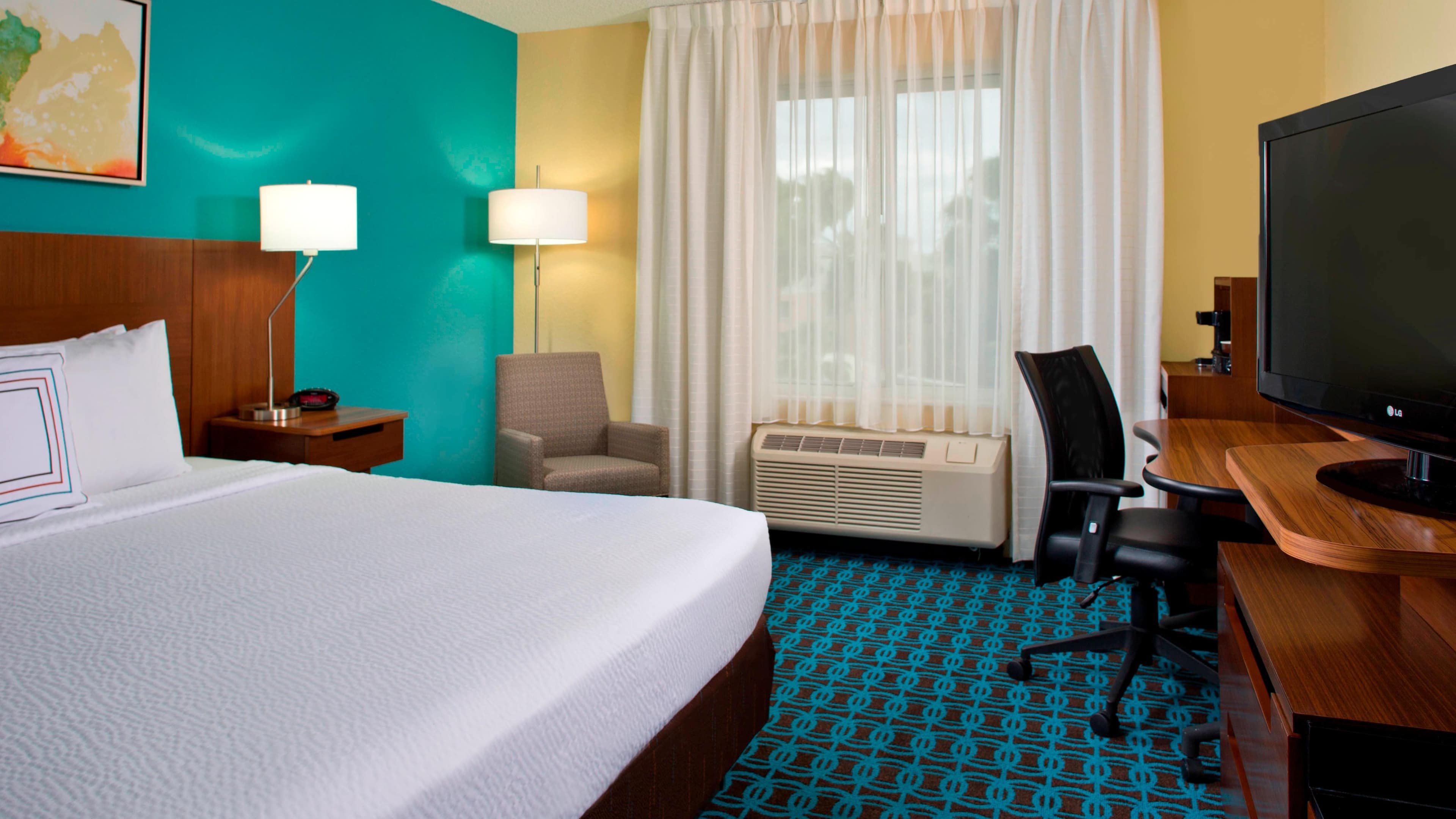 Fairfield Inn & Suites Orlando Lake Buena Vista in the Marriott Village — 8