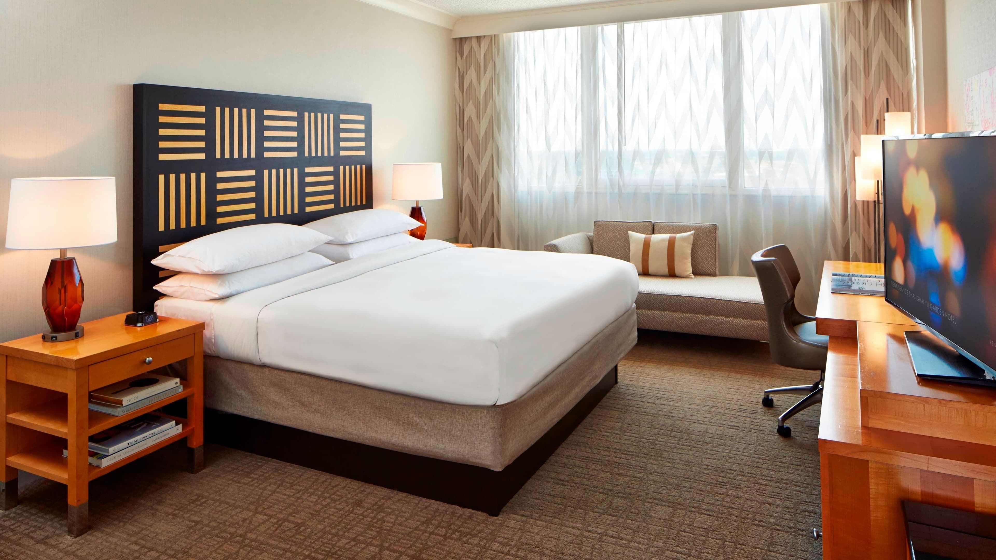 Renaissance Orlando Airport Hotel — 6