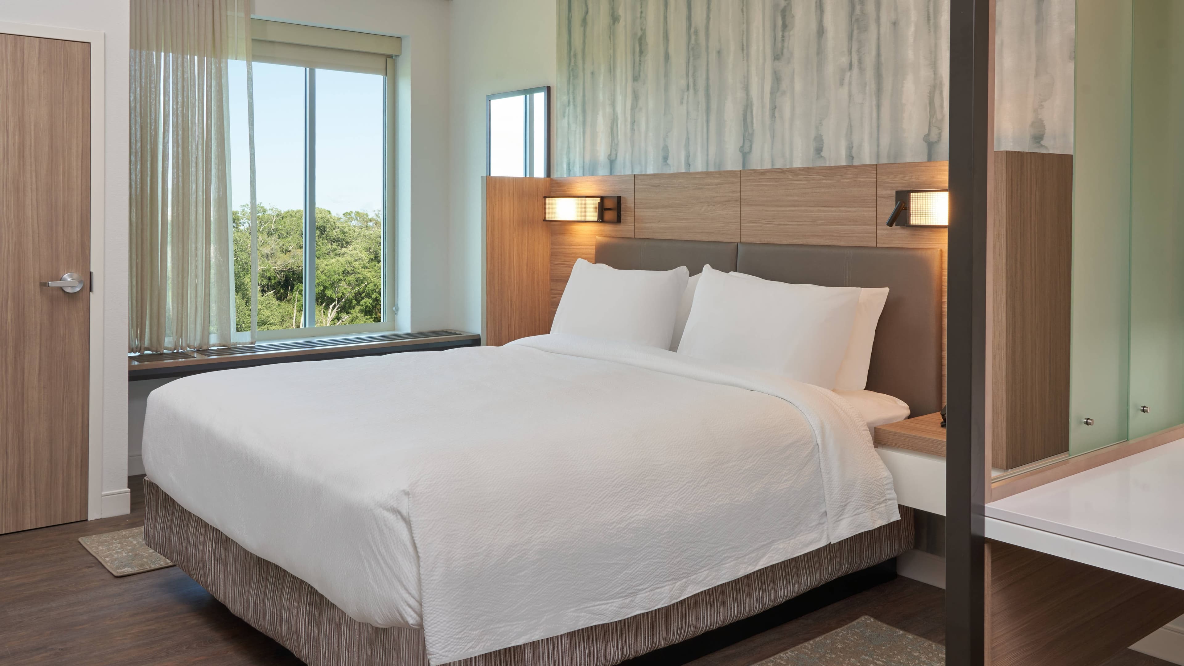 Suite - Image 3