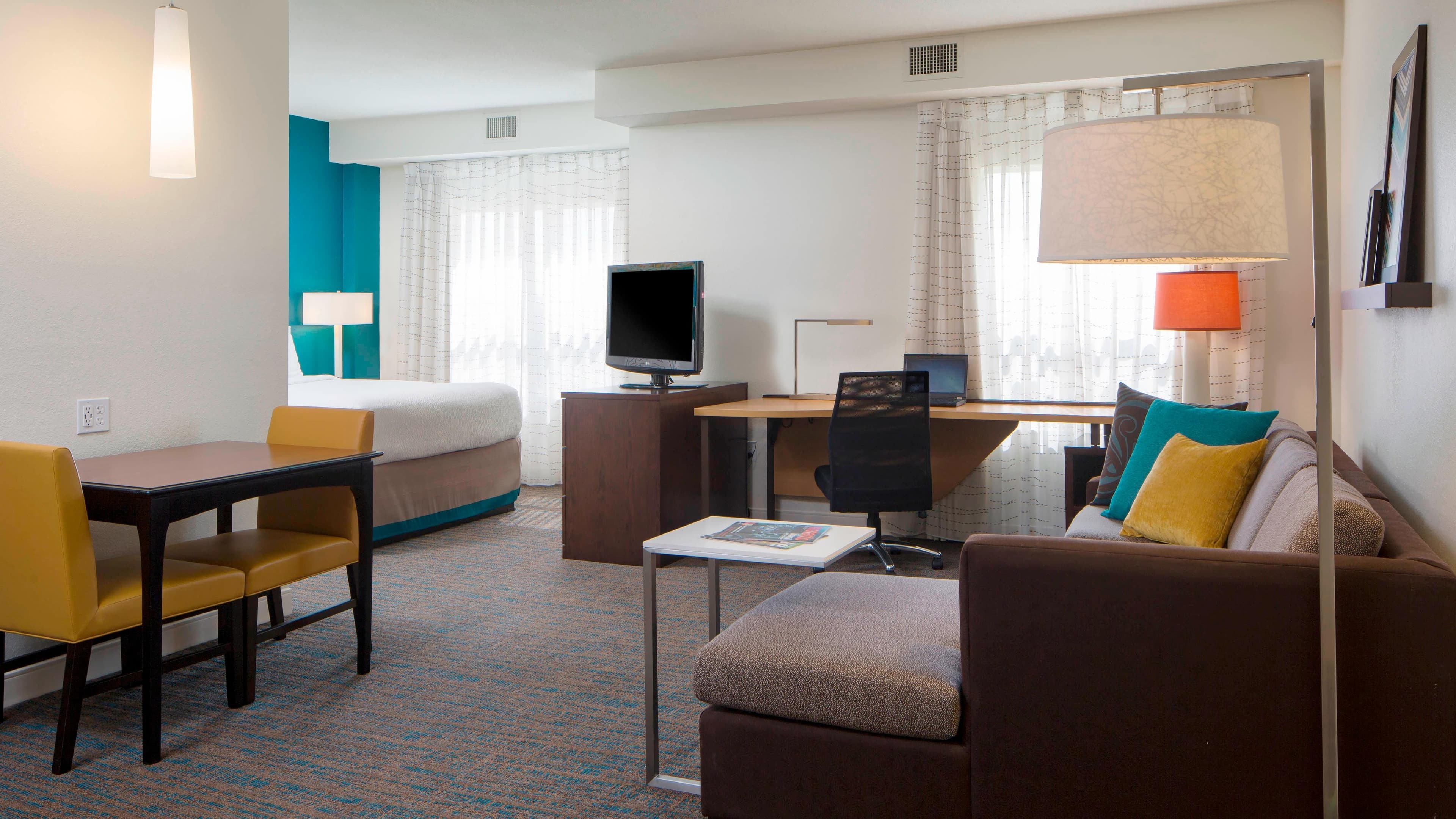 Holiday Inn Express & Suites Orlando At Seaworld — 30
