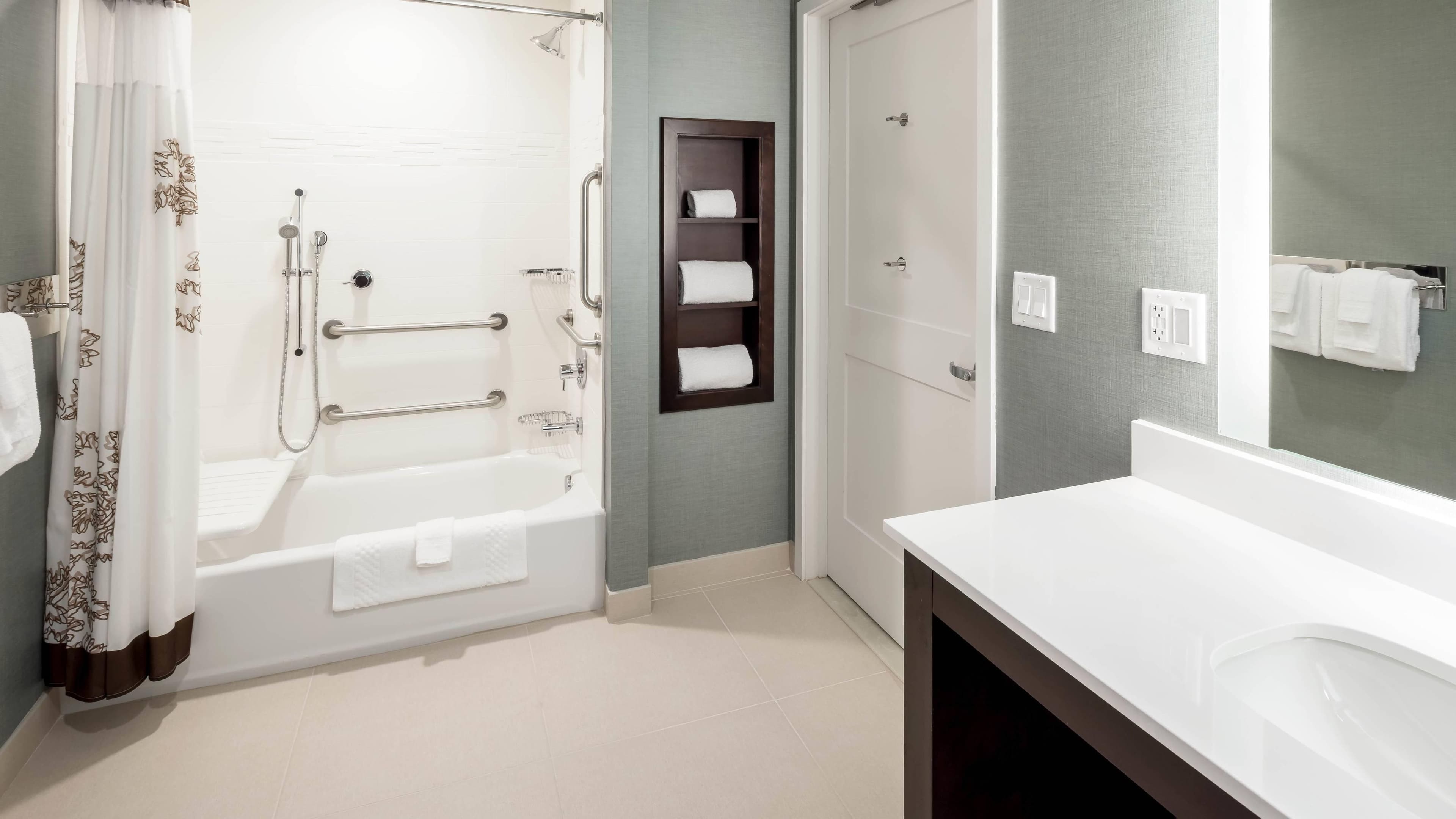 Studio Suite - Image 6