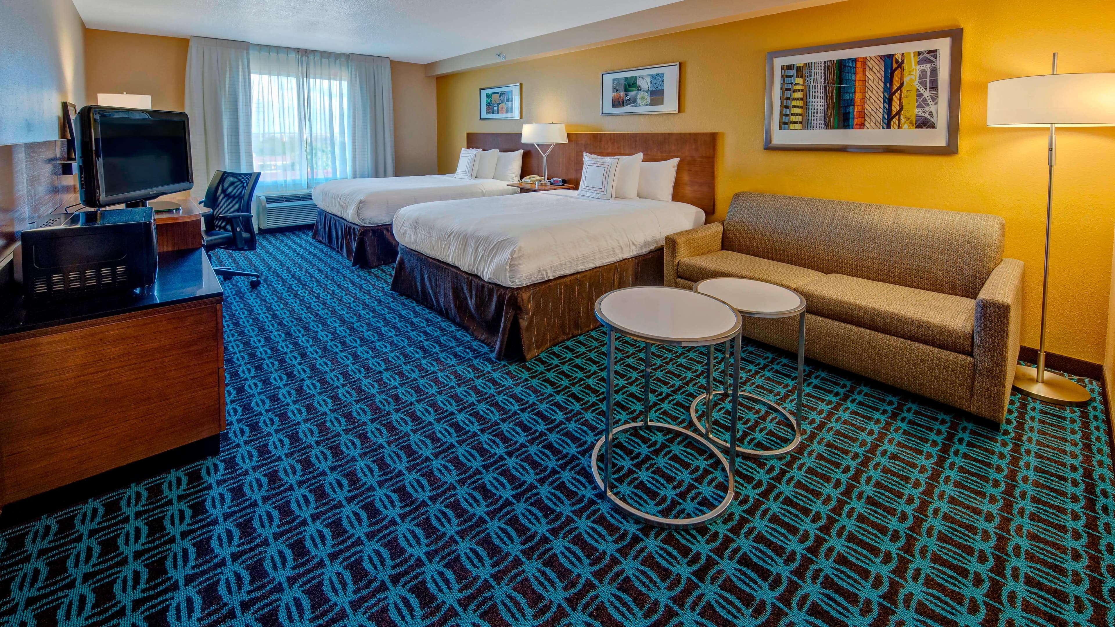 Fairfield Inn & Suites Orlando Near Universal Orlando Resort — 10