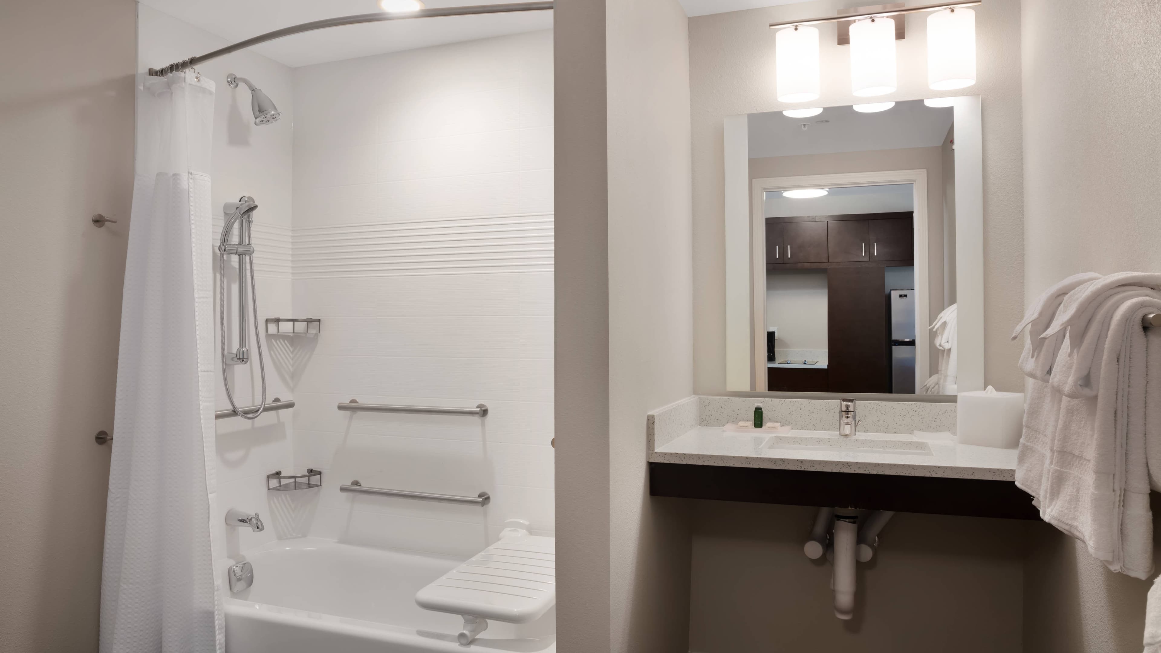 Studio Suite - Image 7