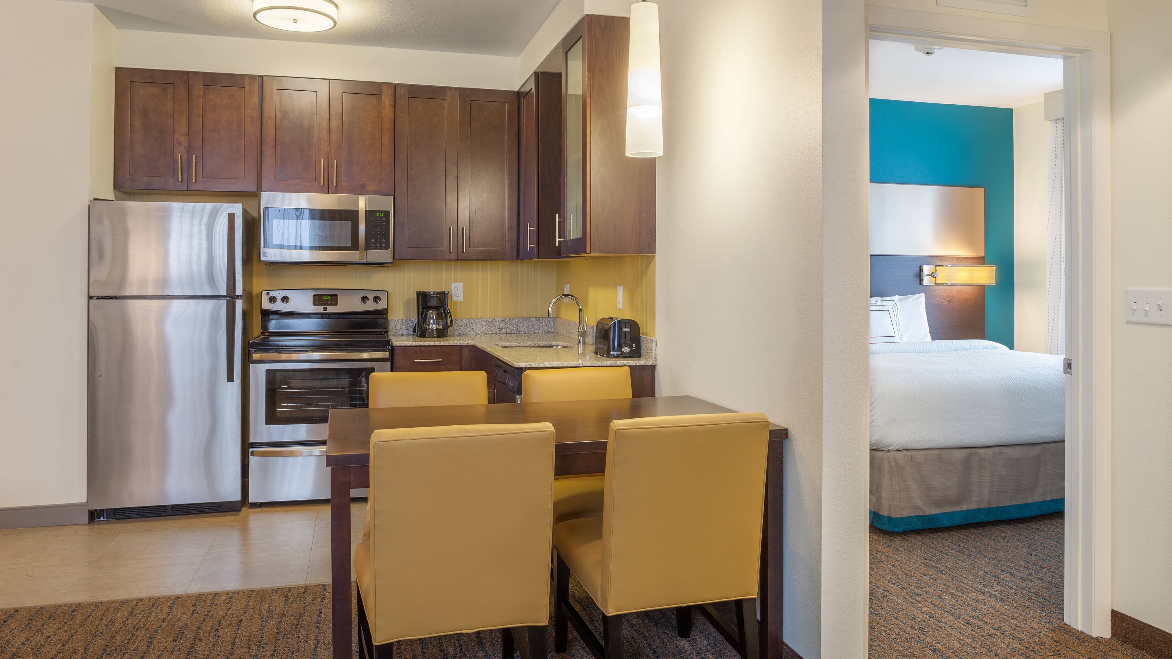 1 Bedroom Suite - Image 3