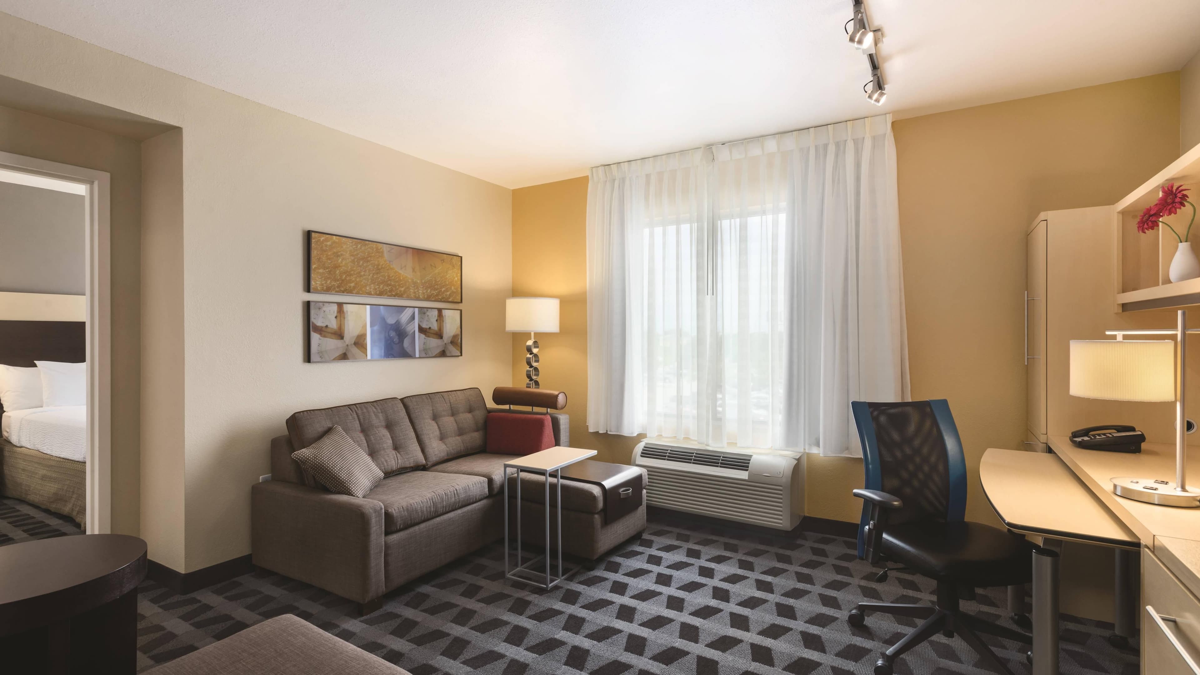 TownePlace Suites Joliet South - Image 3
