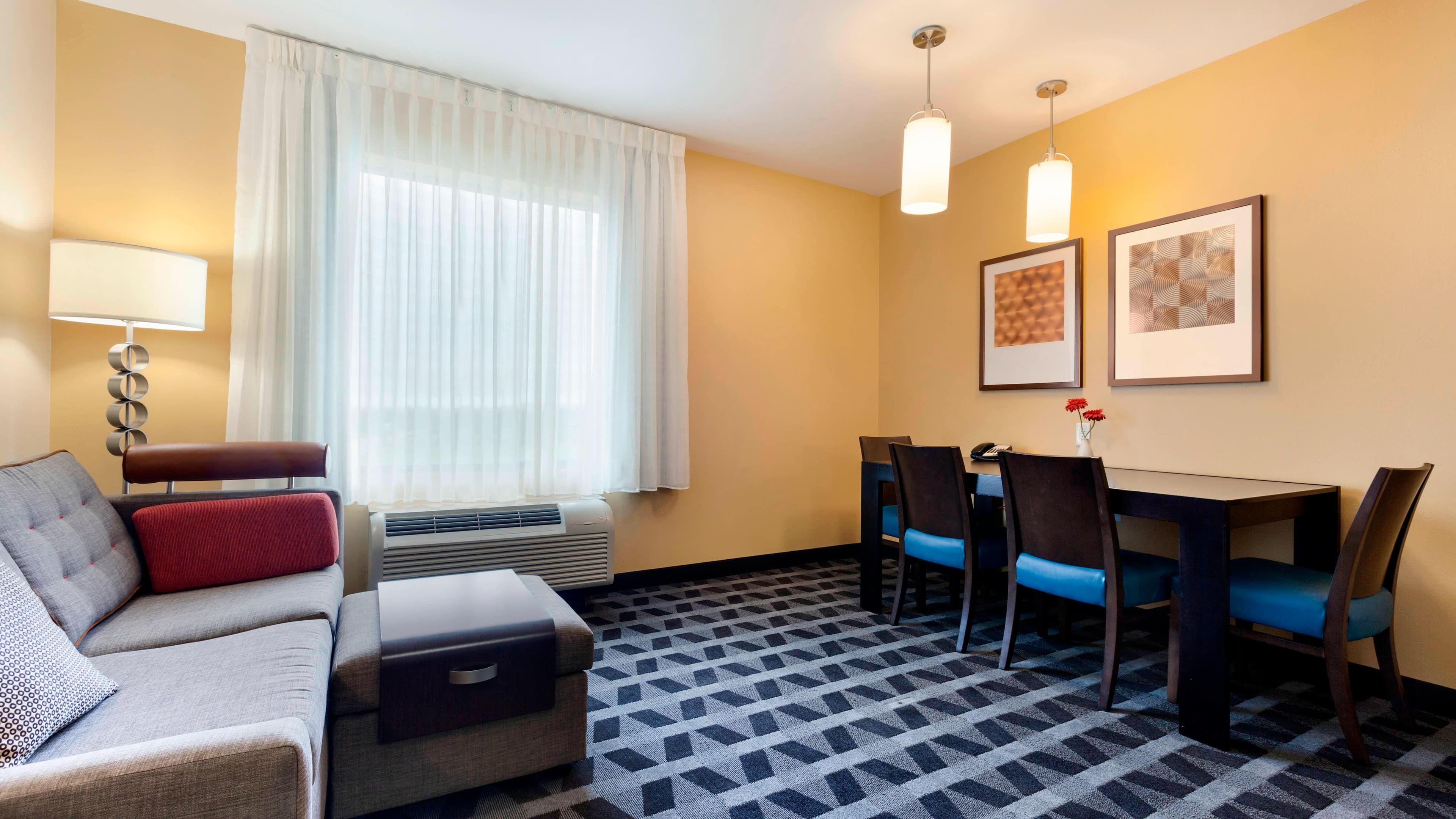 TownePlace Suites Joliet South — 23
