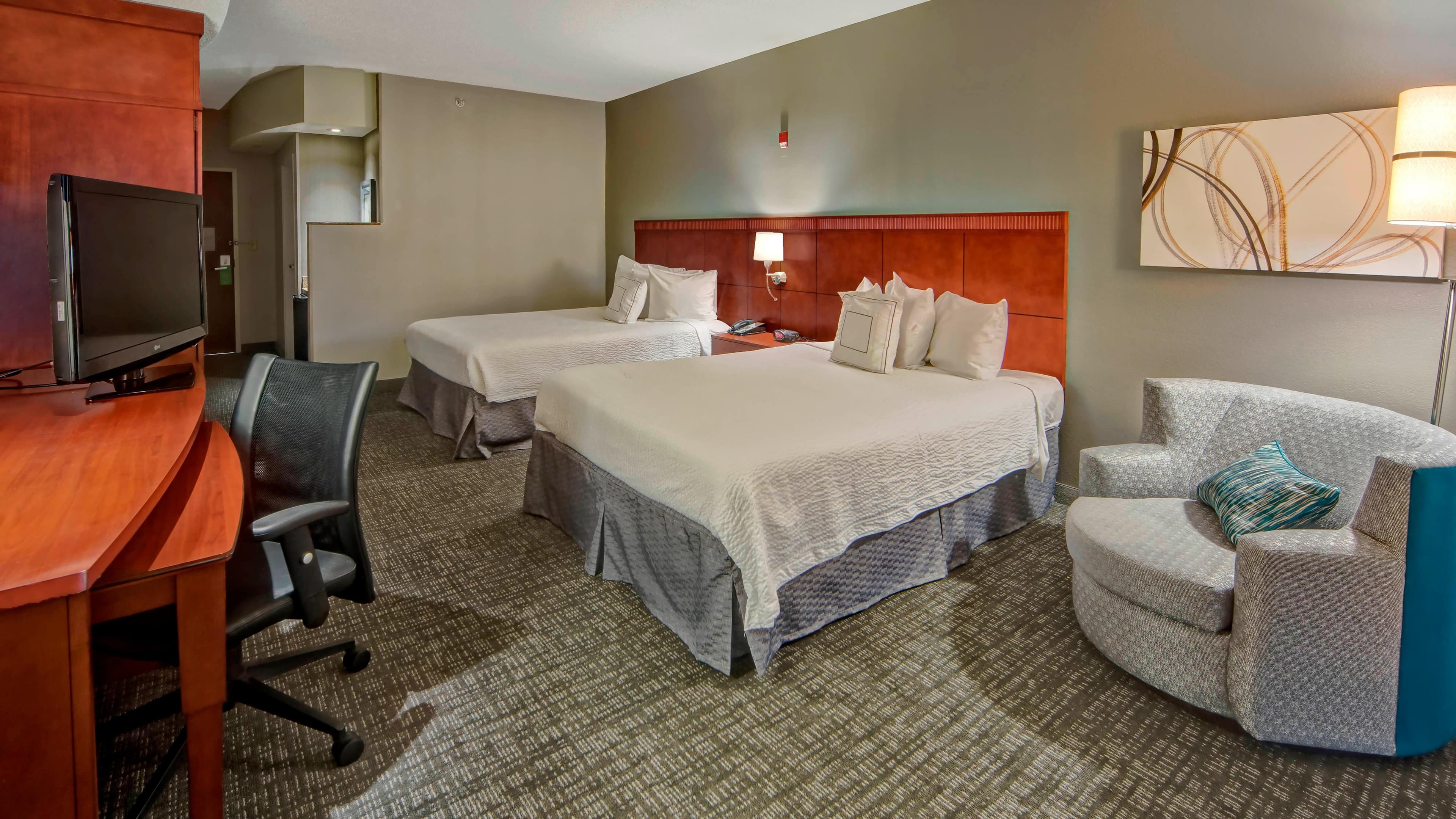 Courtyard Memphis Southaven — 8