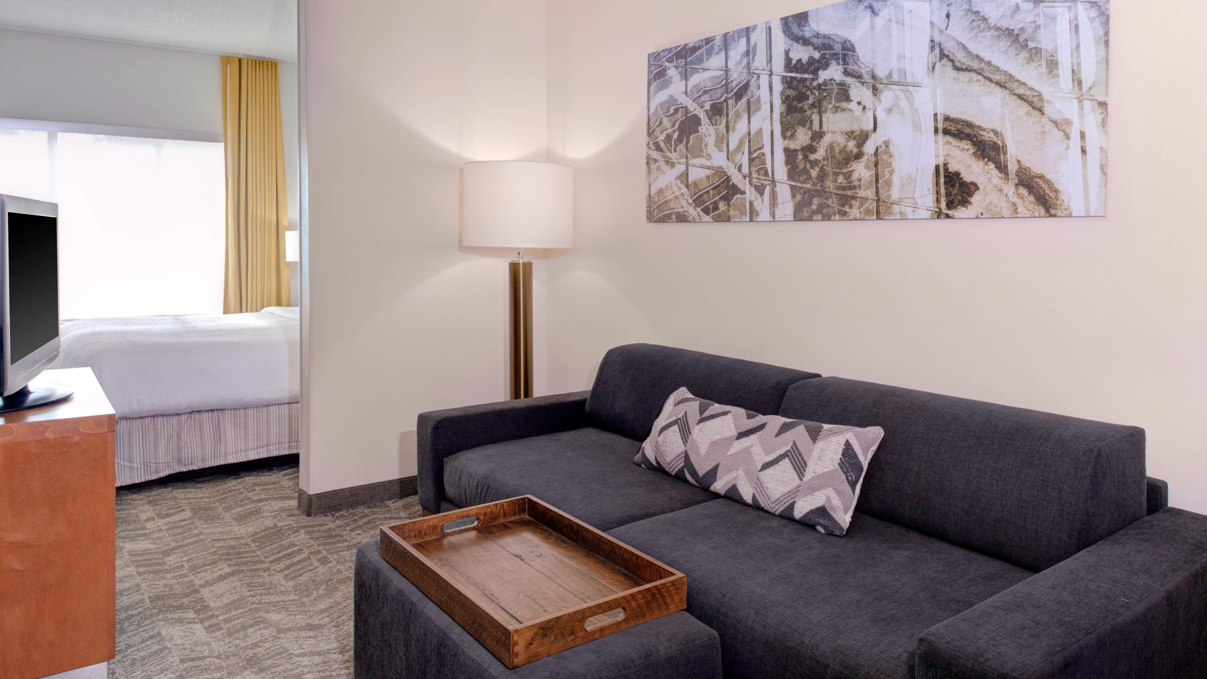 Crowne Plaza Memphis Downtown — 21