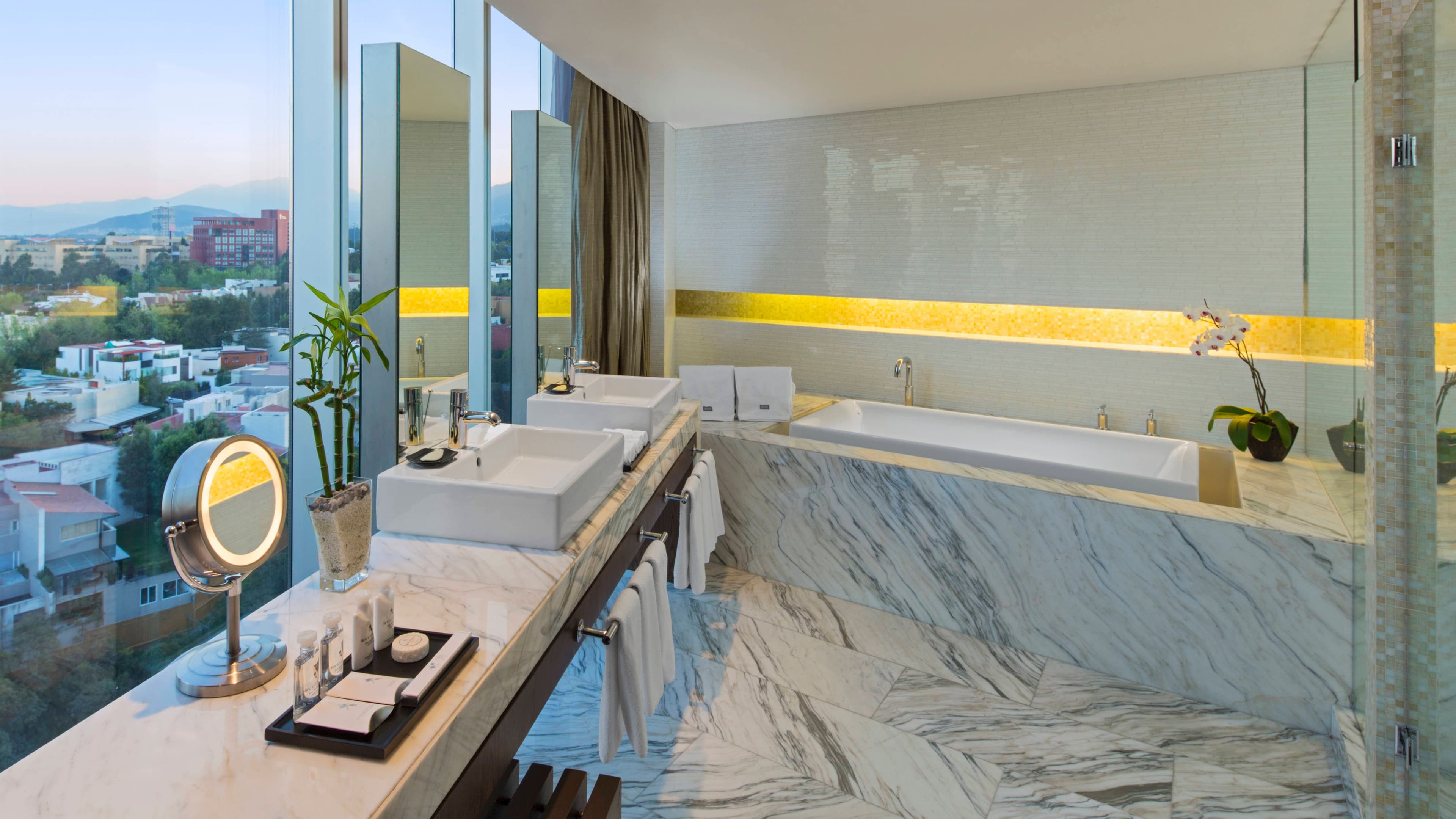 The Westin Santa Fe, Mexico City — 52
