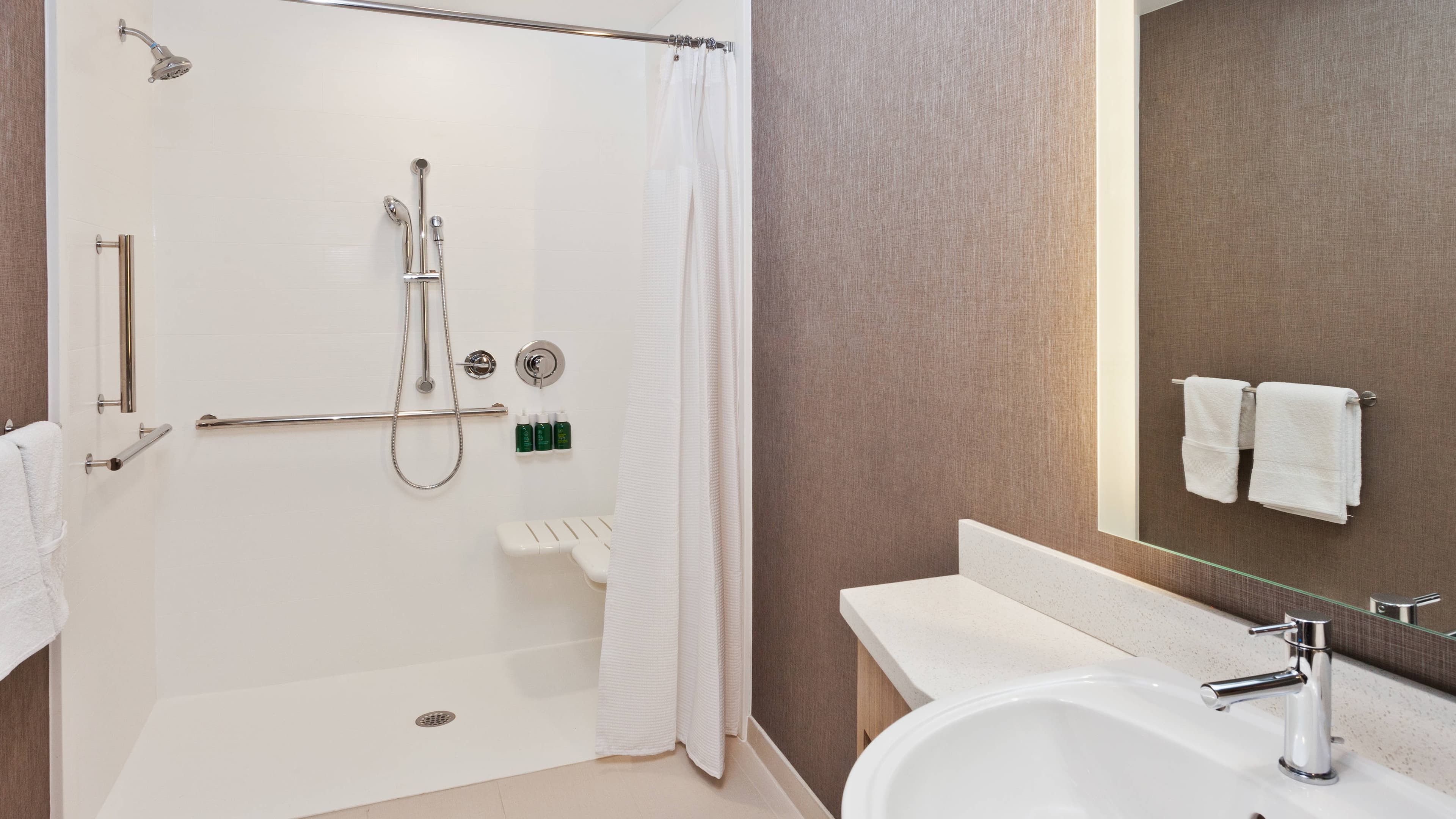 Suite - Image 5