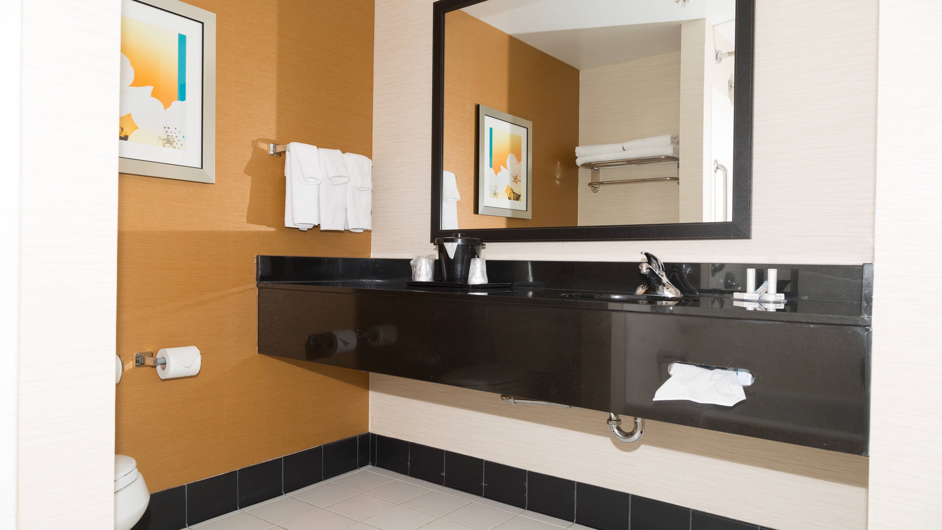 Fairfield Inn & Suites Morgantown - Image 3