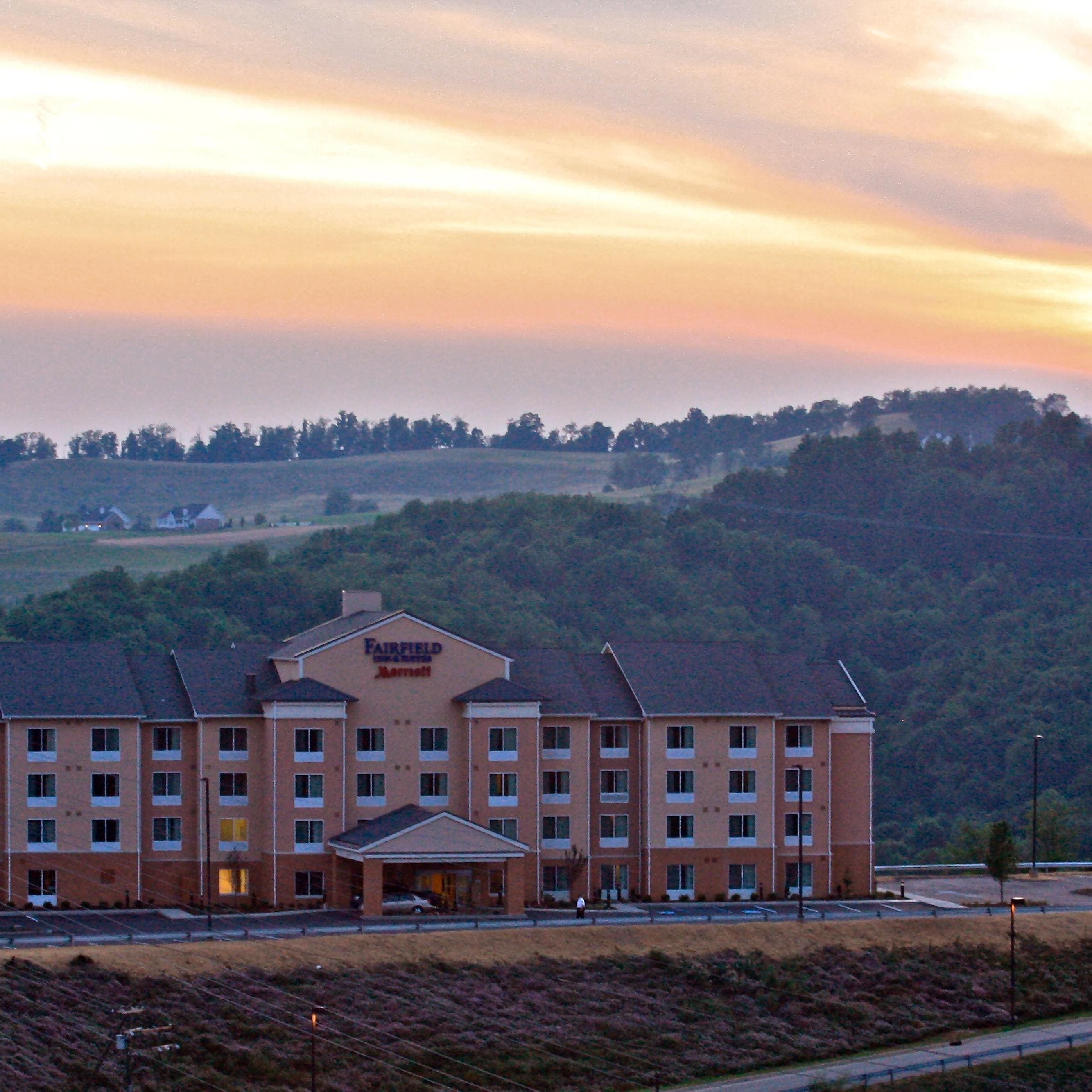 Fairfield Inn & Suites Morgantown - Image 1