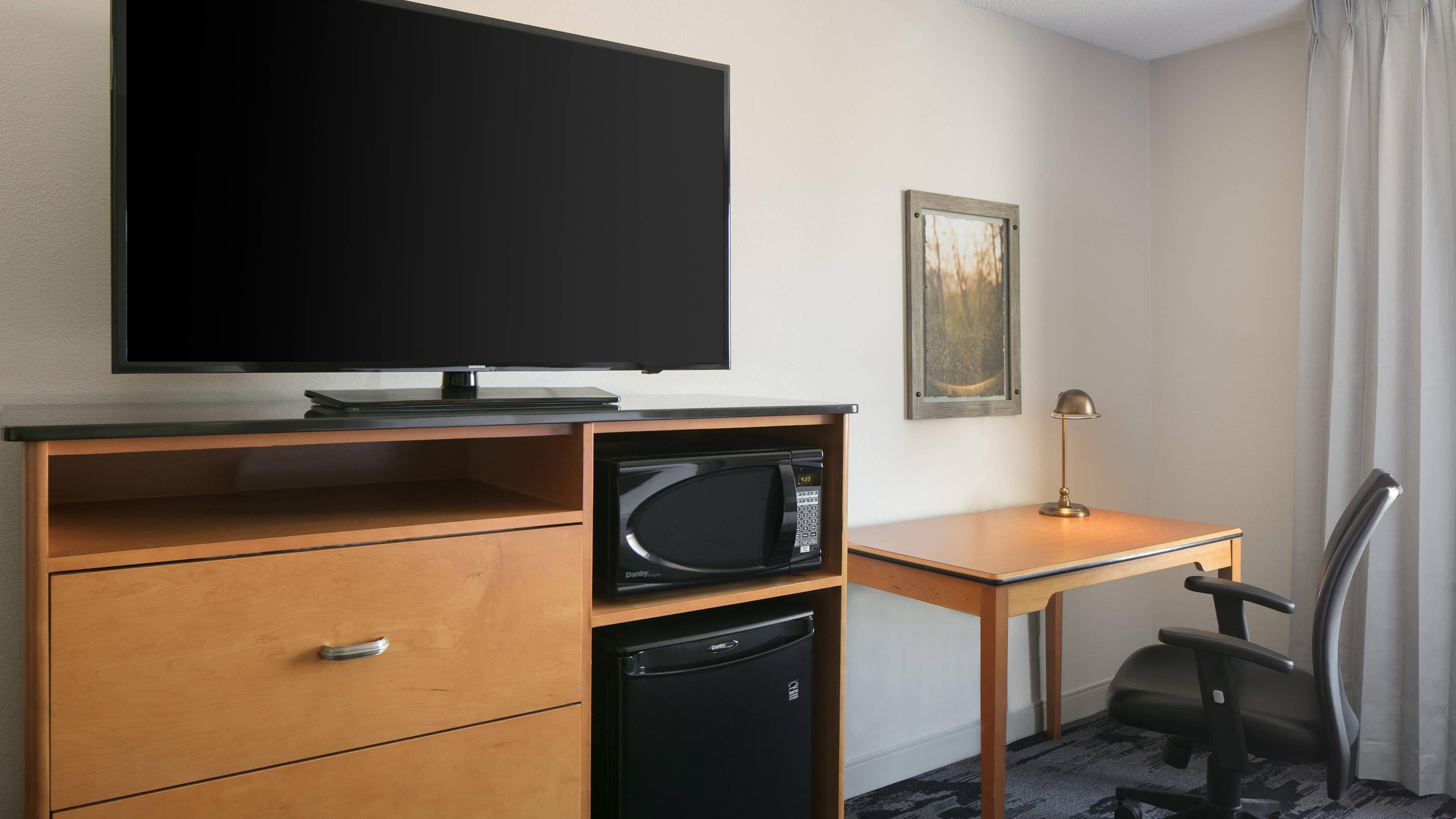 Fairfield Inn Manhattan - Image 3