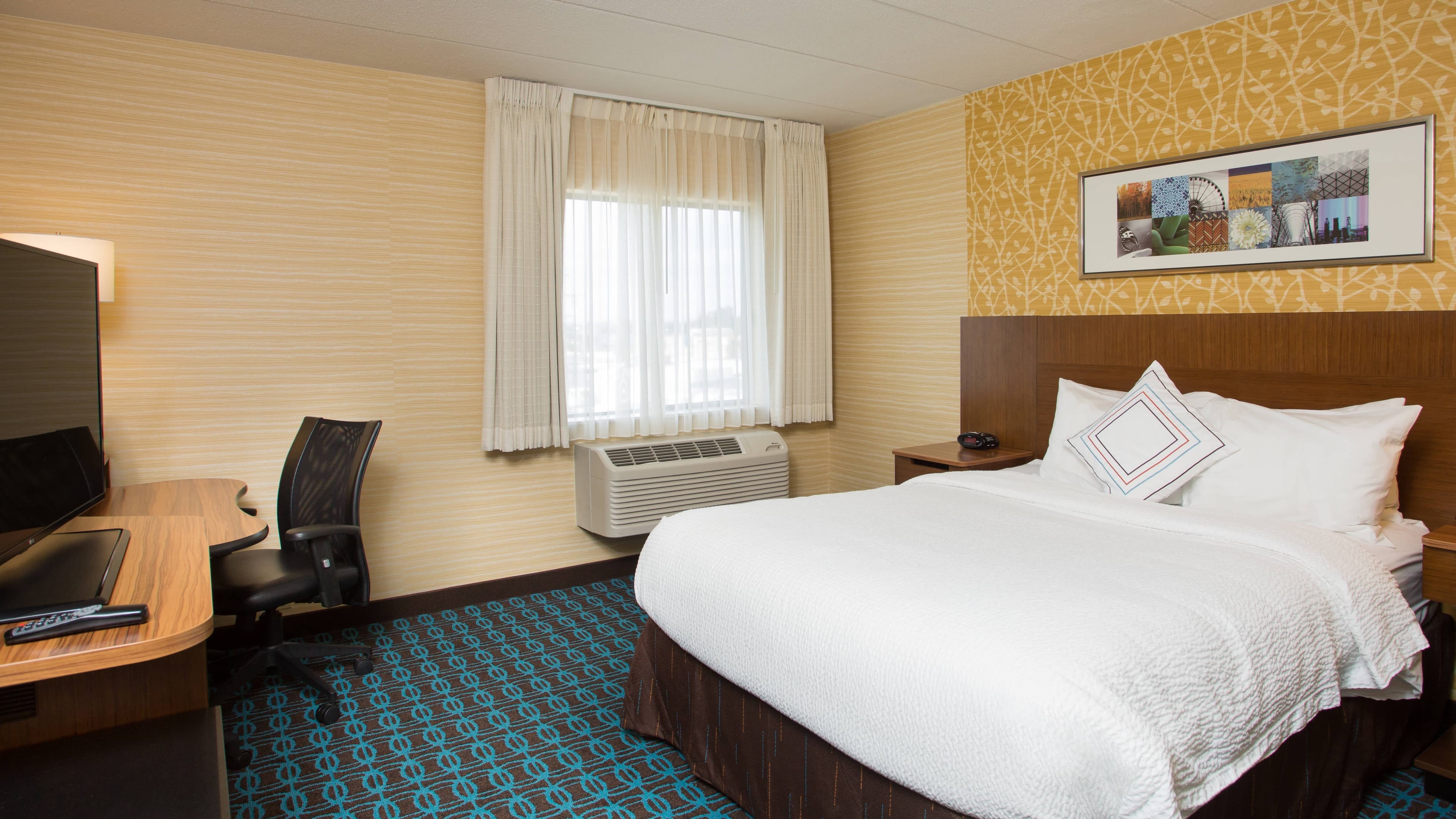 Fairfield Inn Manchester-Boston Regional Airport — 12