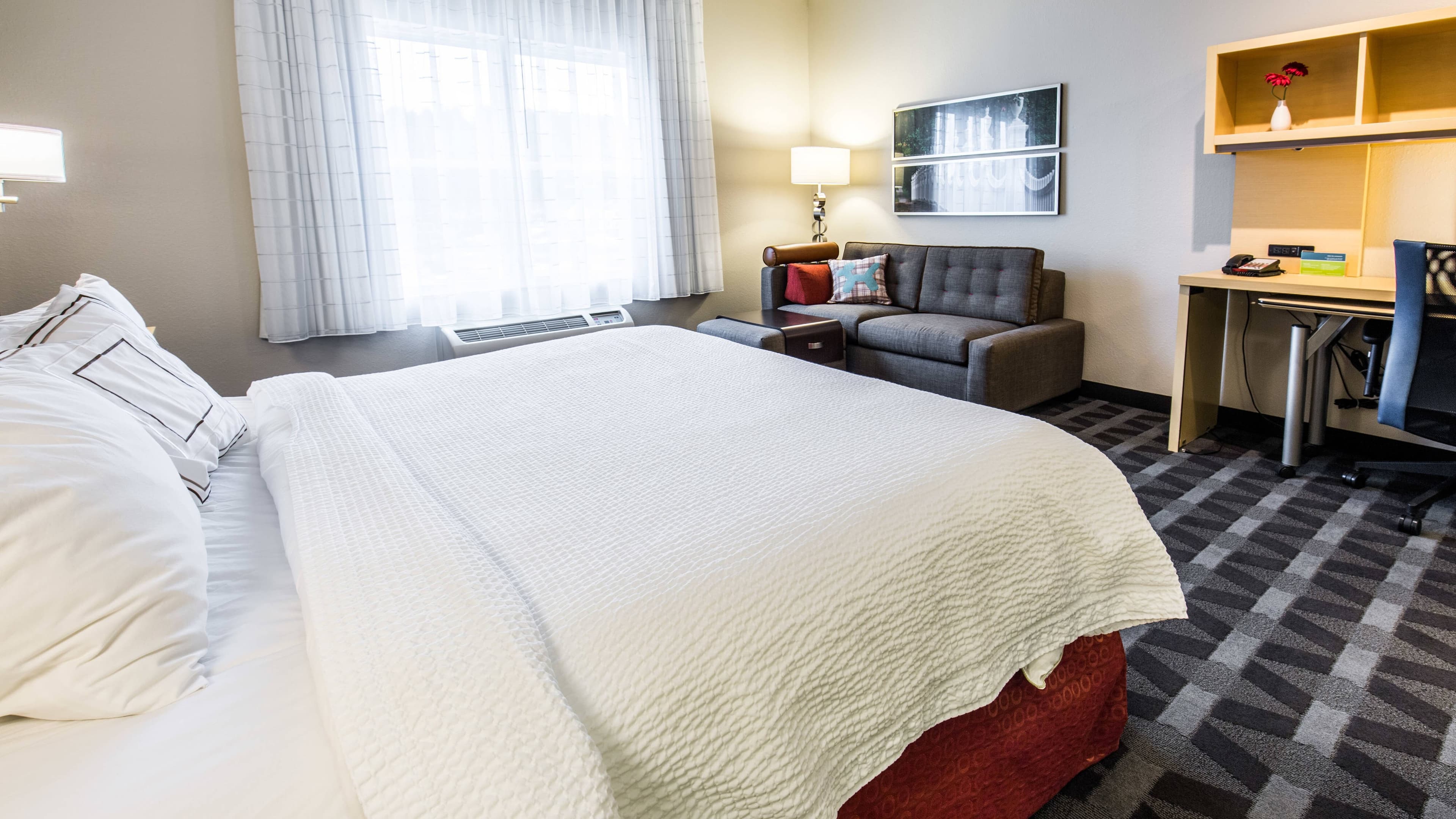 TownePlace Suites Laconia Gilford - Image 5