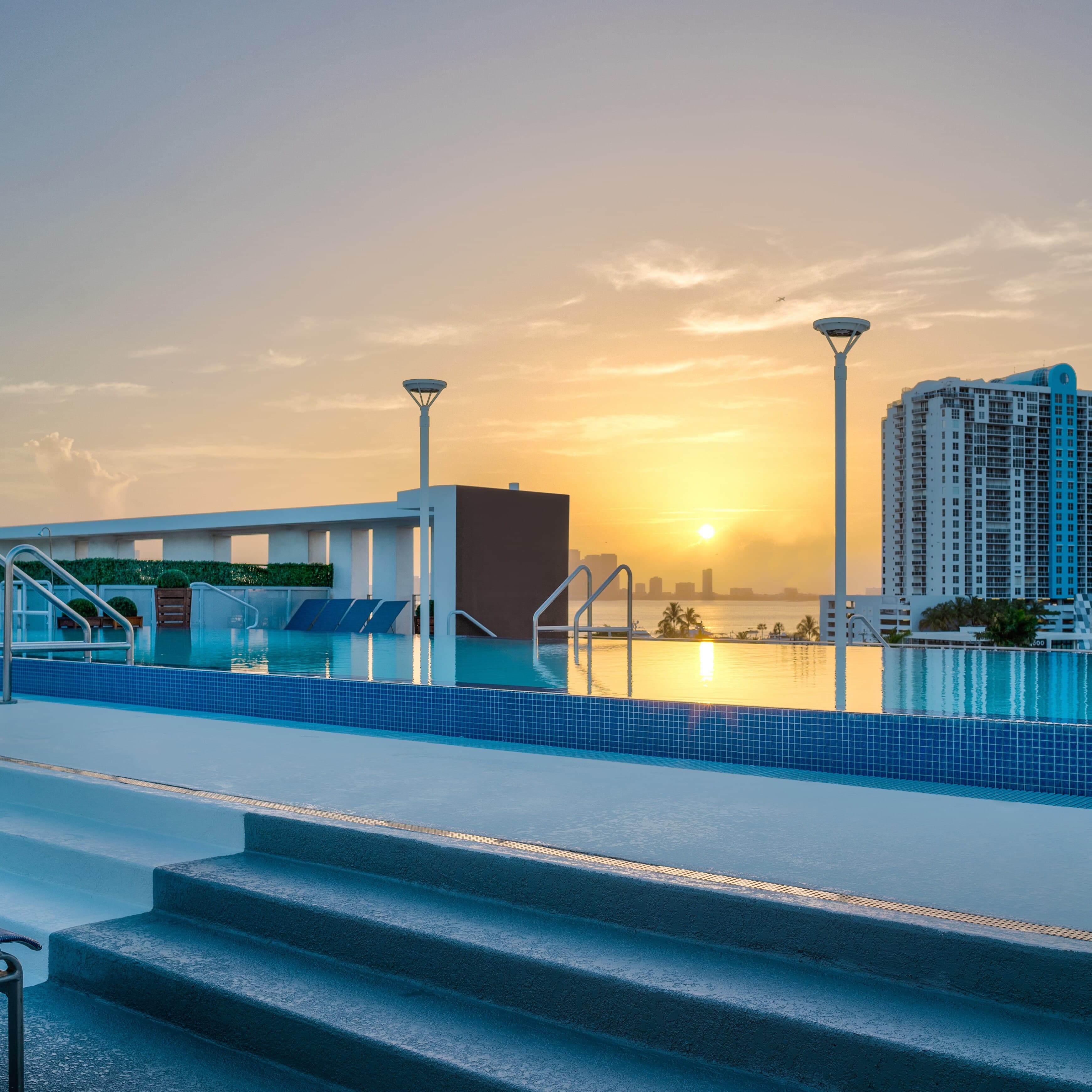 Residence Inn Miami Beach South Beach - Image 1