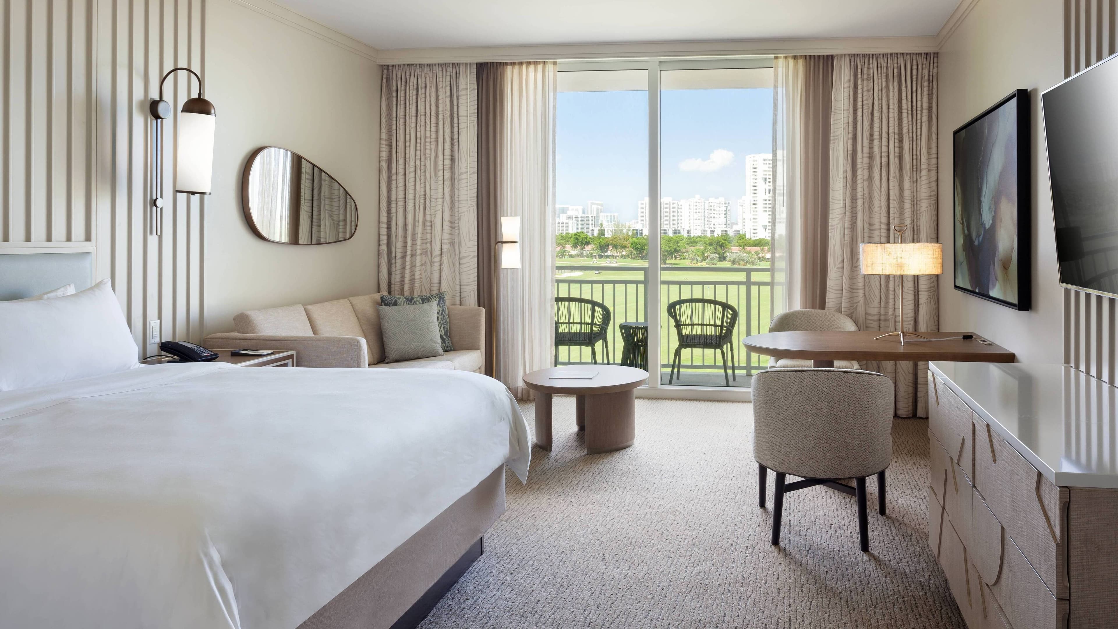 Resort View King - Image 4
