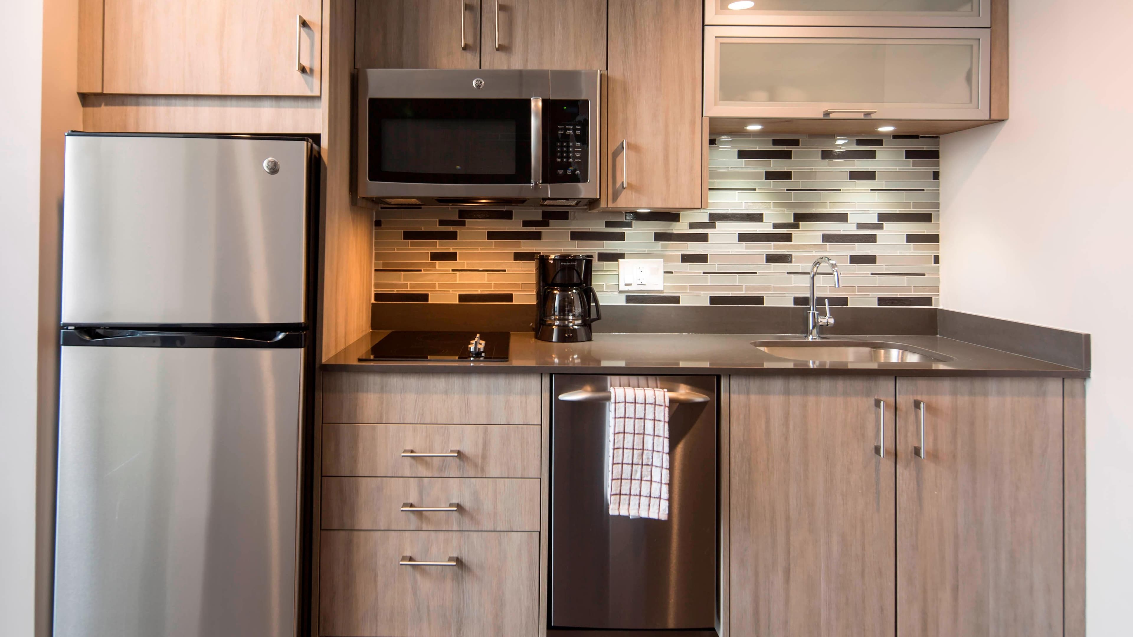 Residence Inn Miami Sunny Isles Beach — 6