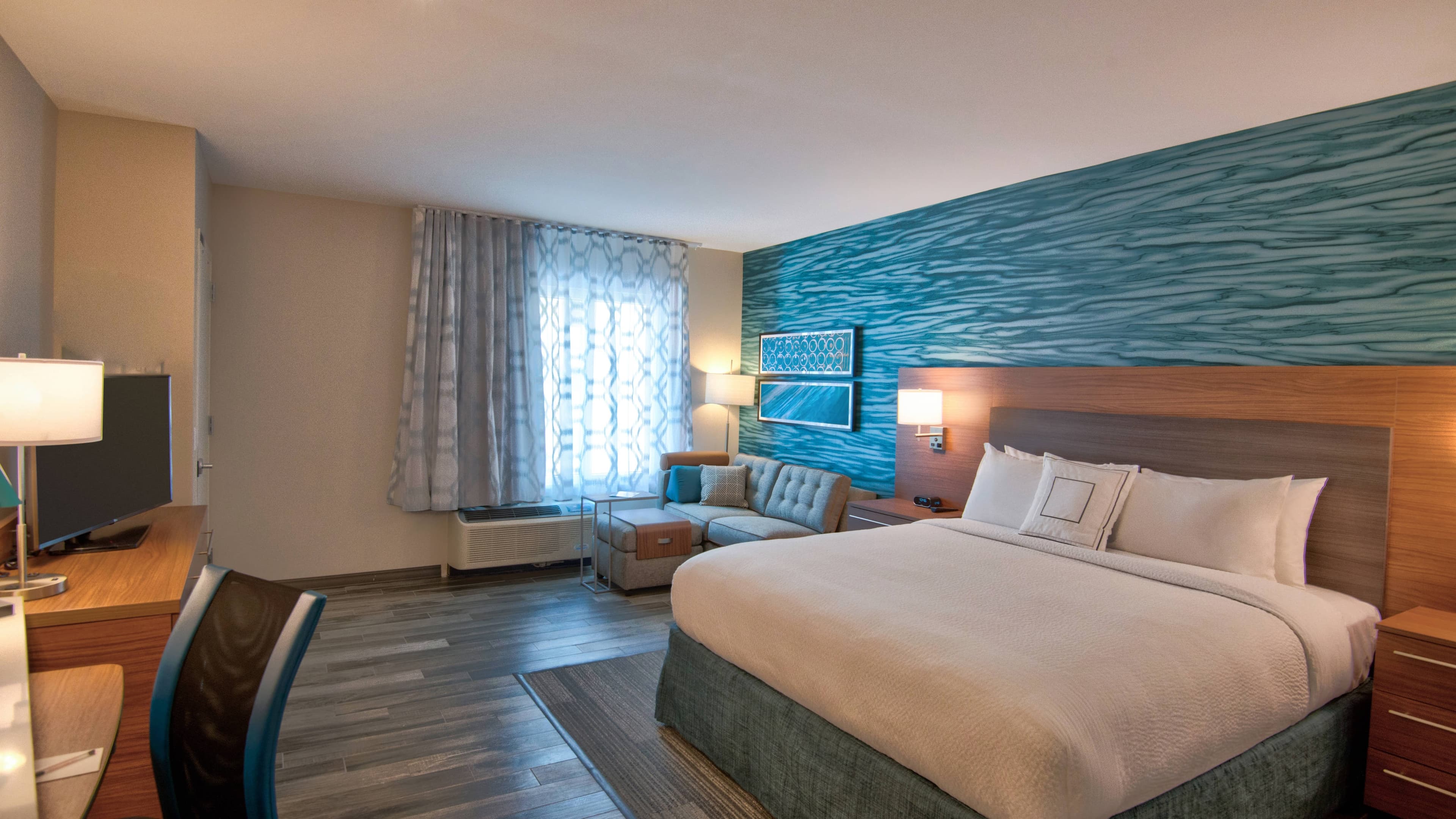 TownePlace Suites Miami Airport - Image 5