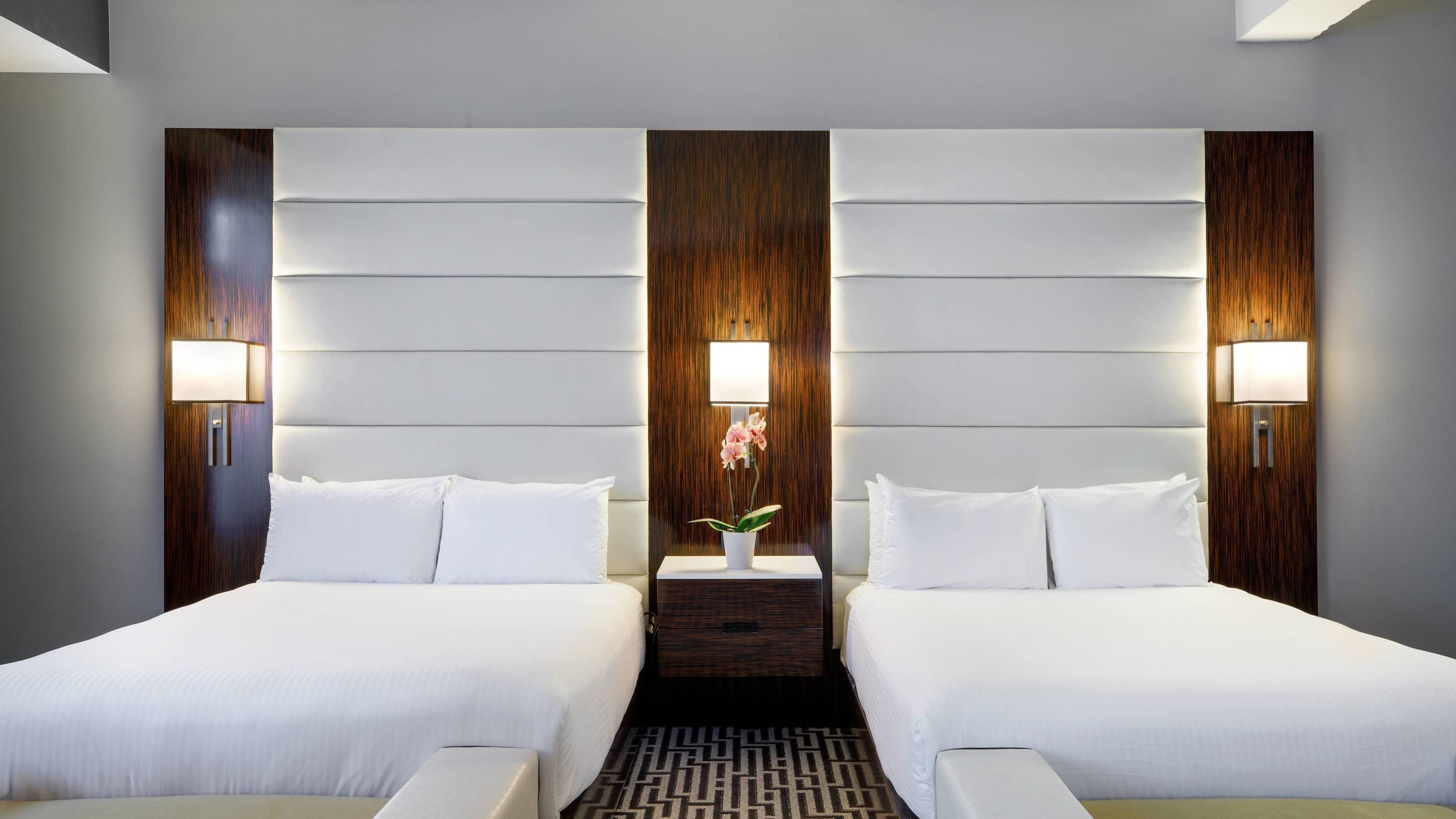 Hotel Metro, Autograph Collection — 9