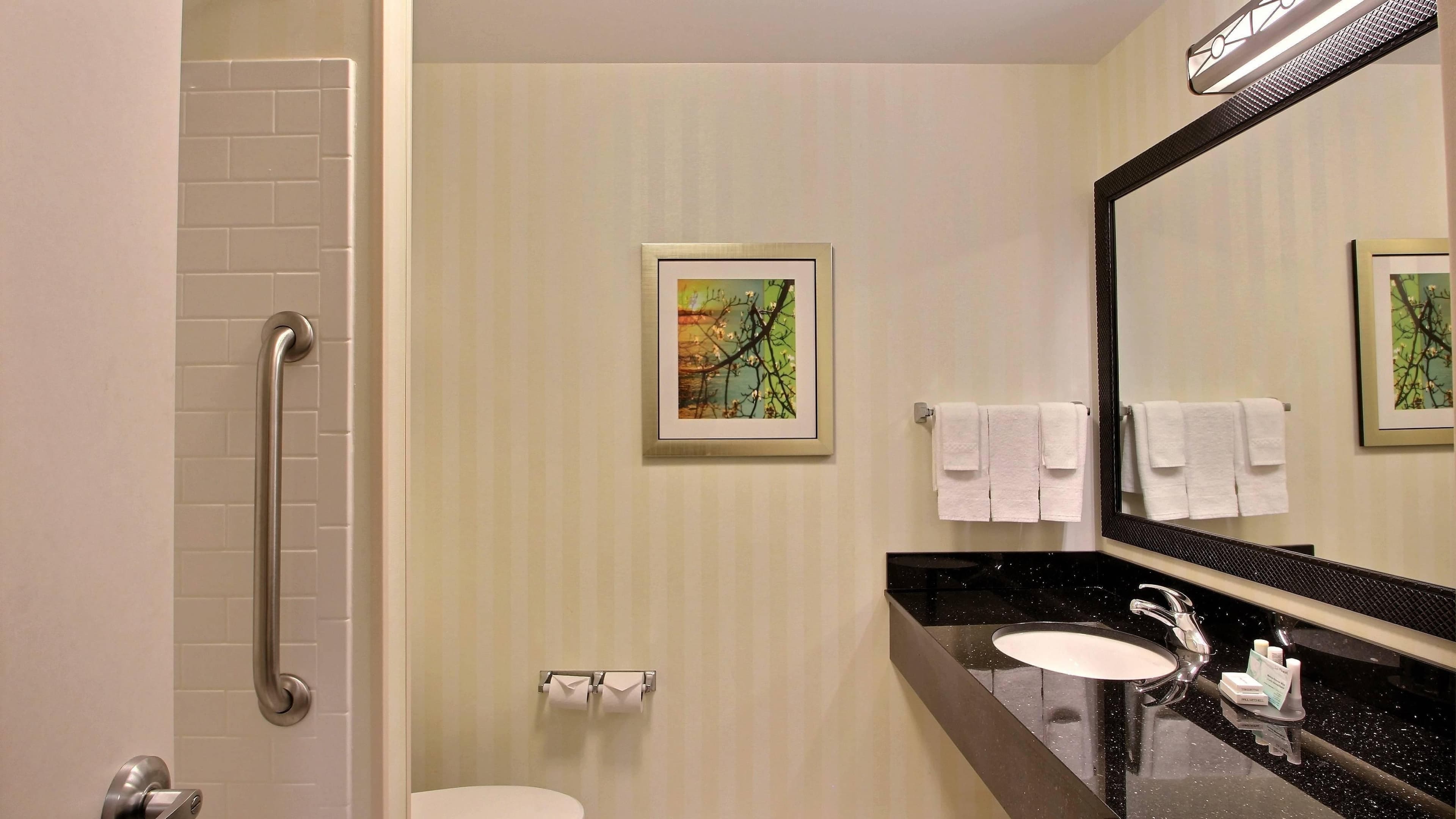 Fairfield Inn & Suites Milwaukee Airport — 6