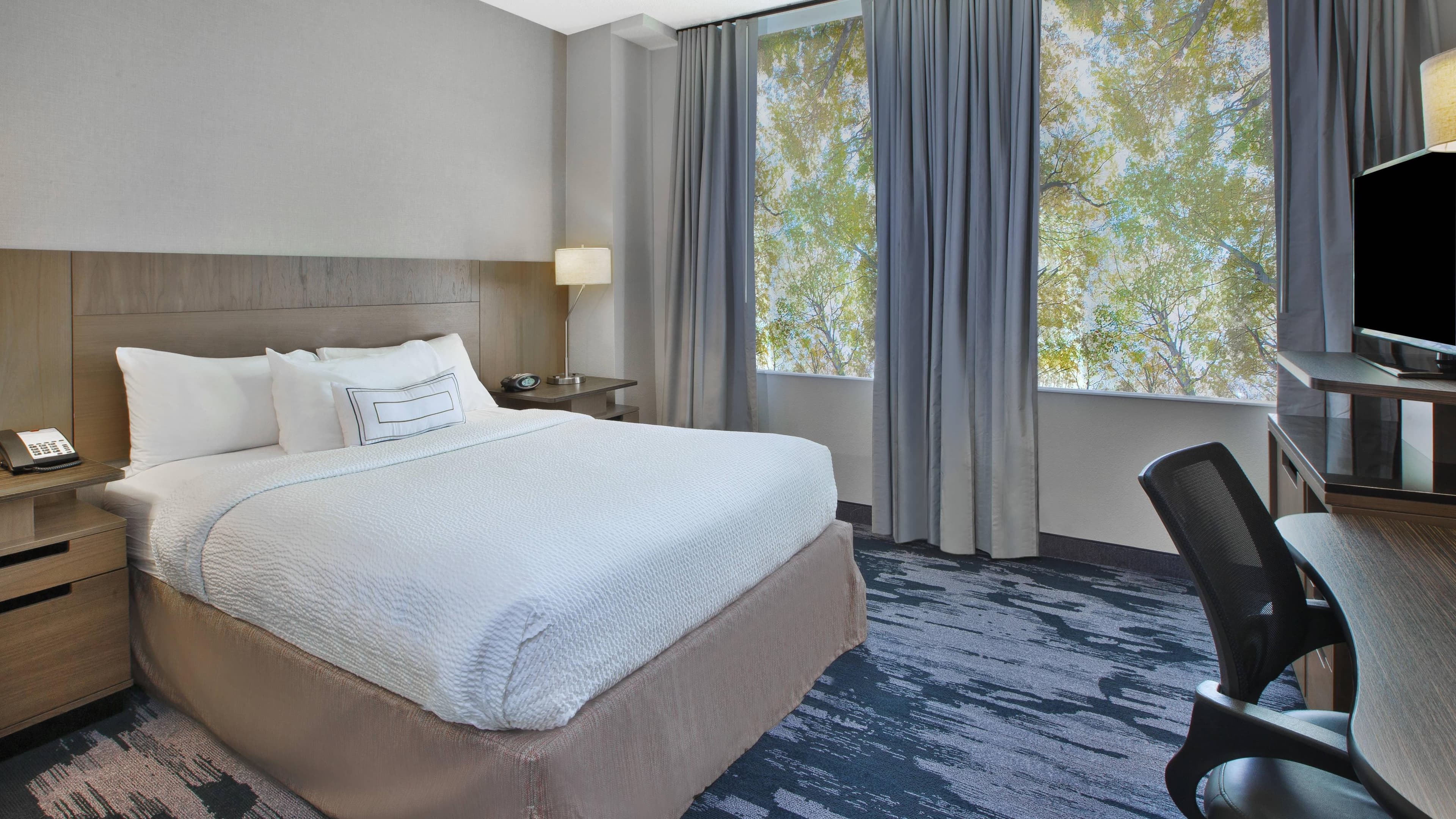Fairfield Inn & Suites Milwaukee Downtown — 12