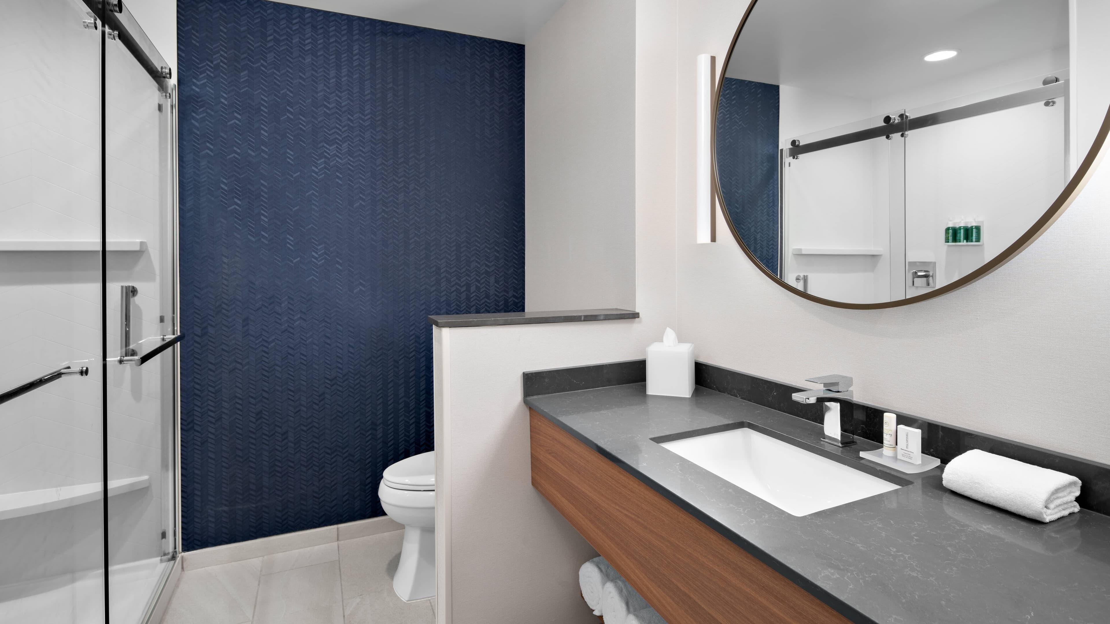 Fairfield Inn & Suites Lake Geneva - Image 5