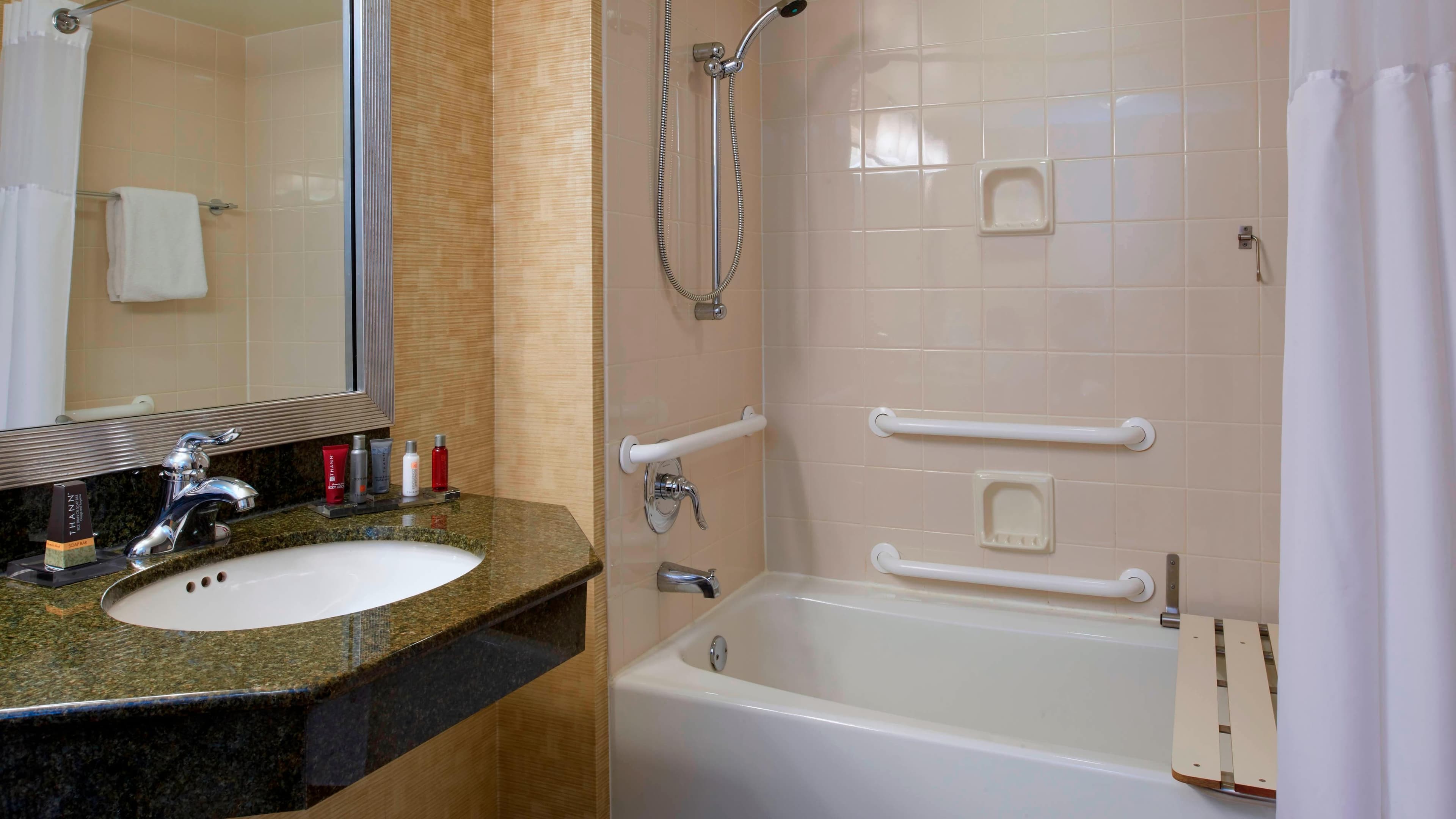 Milwaukee Marriott West - Image 5